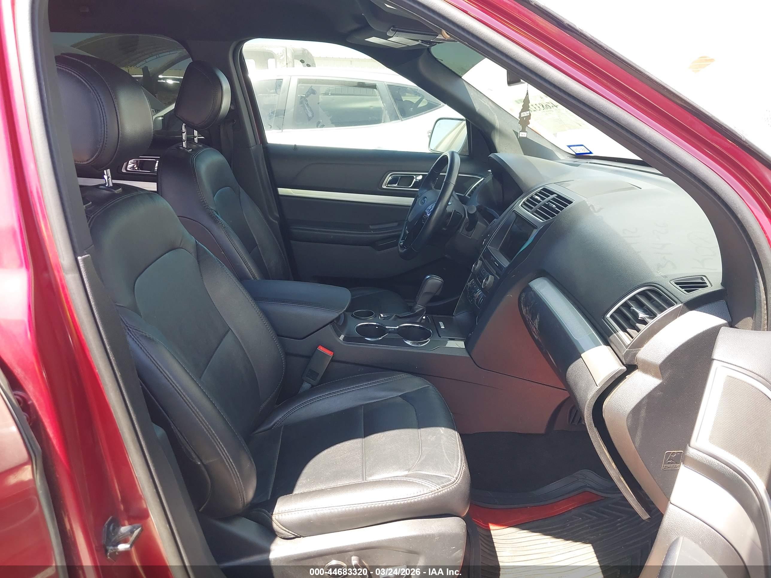 FORD EXPLORER image 5
