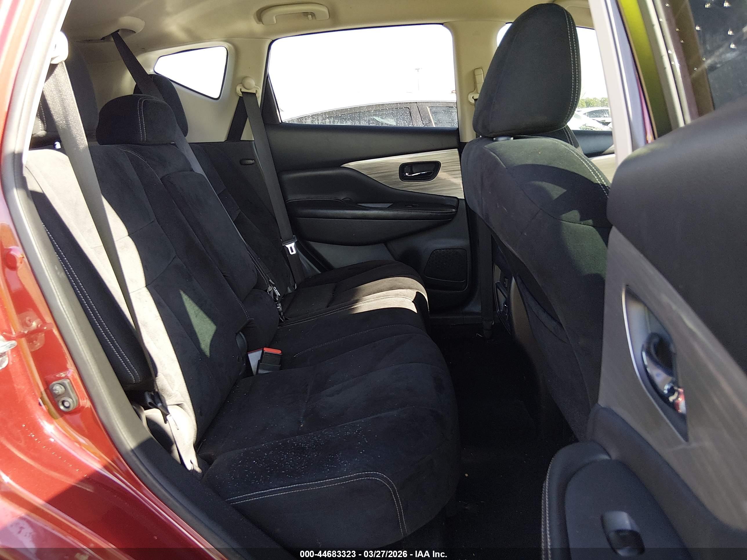 NISSAN MURANO image 8