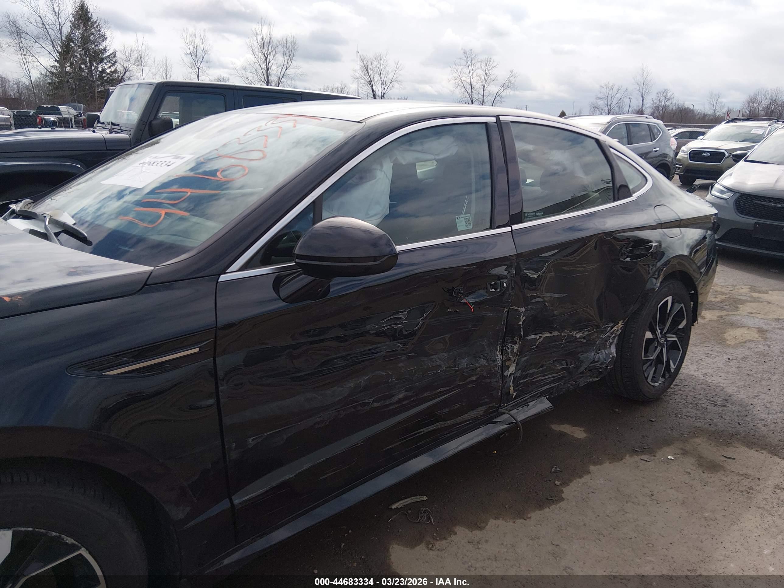 HYUNDAI SONATA image 6