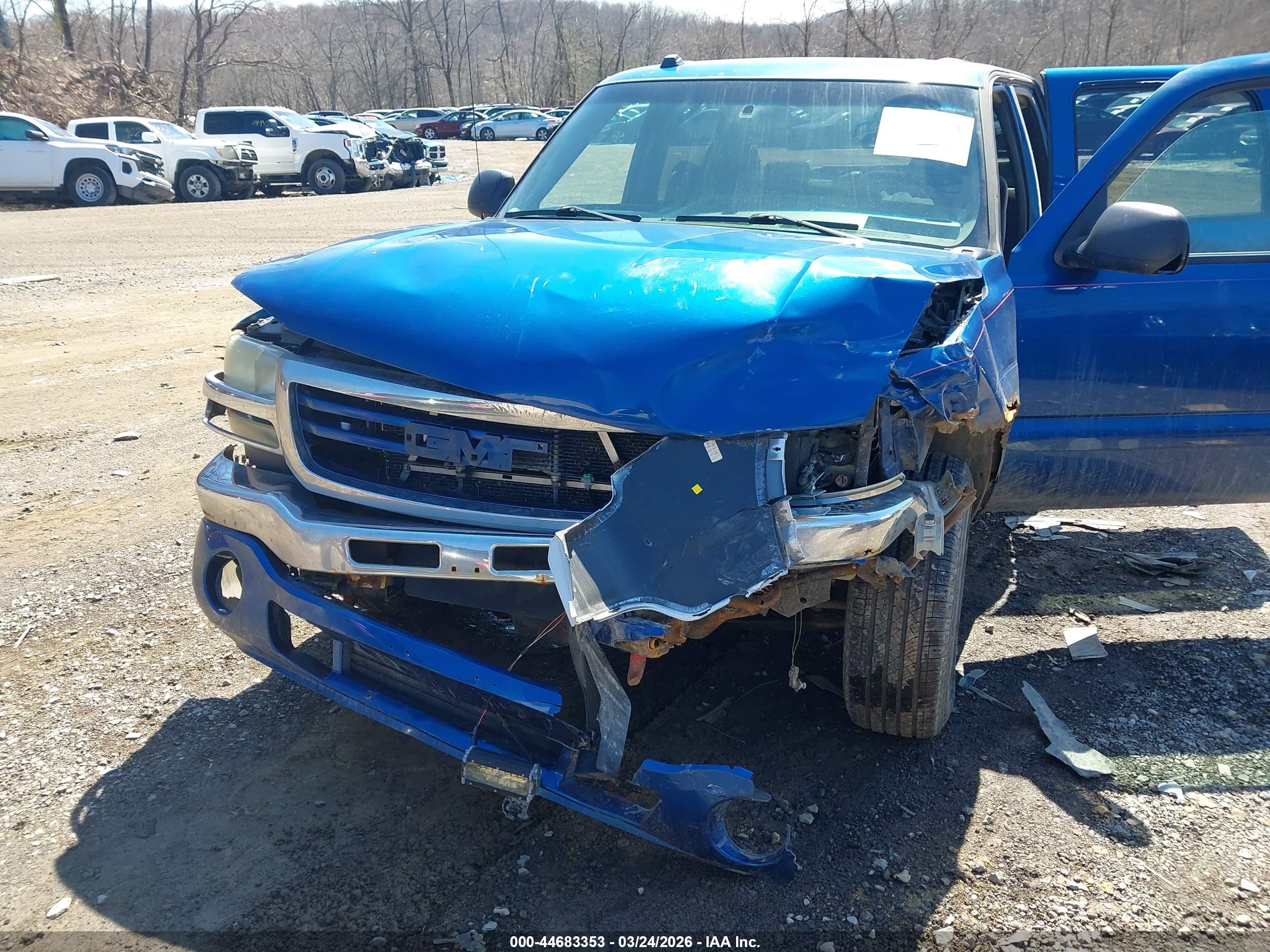 GMC SIERRA image 6