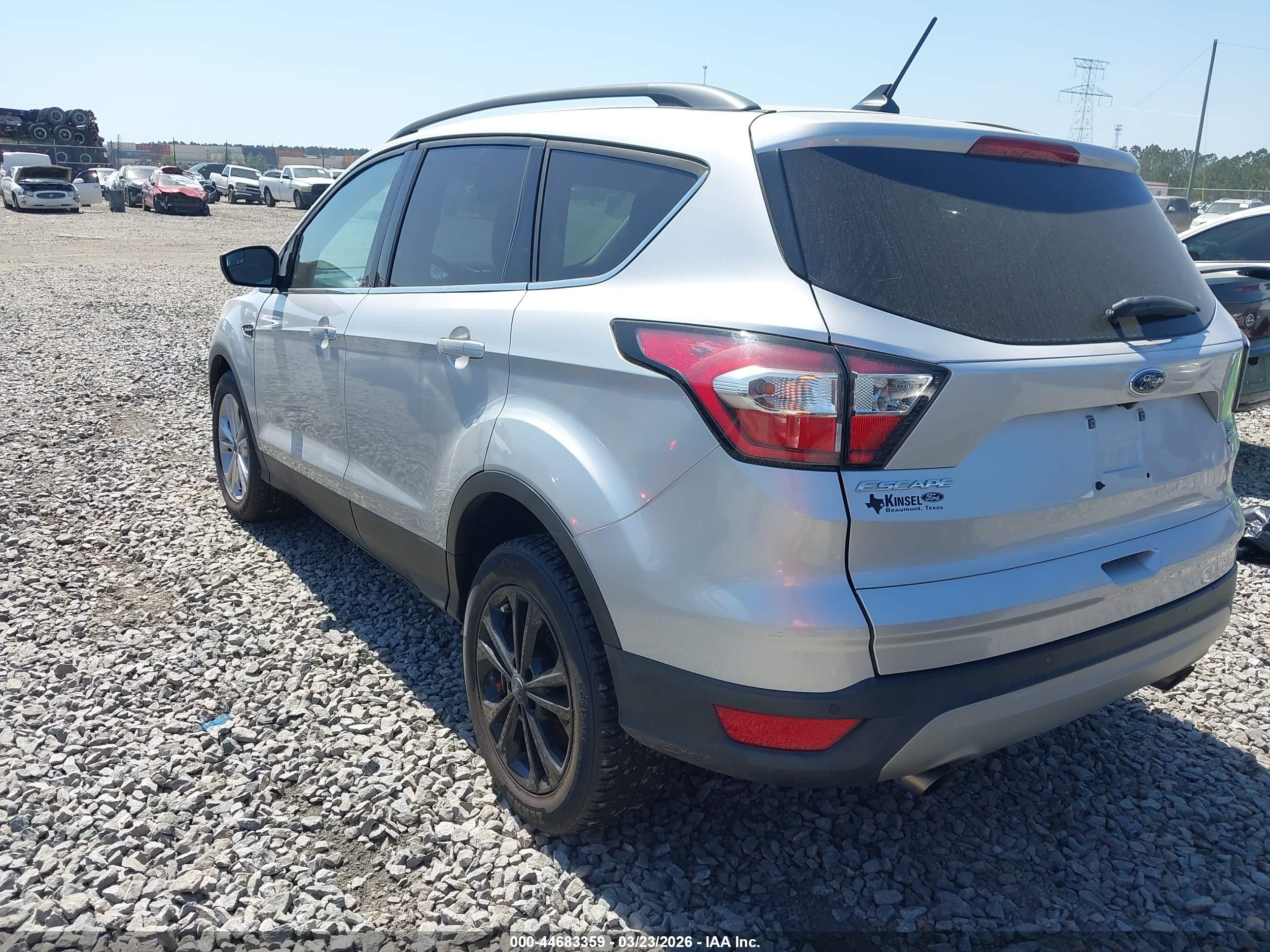 FORD ESCAPE image 3