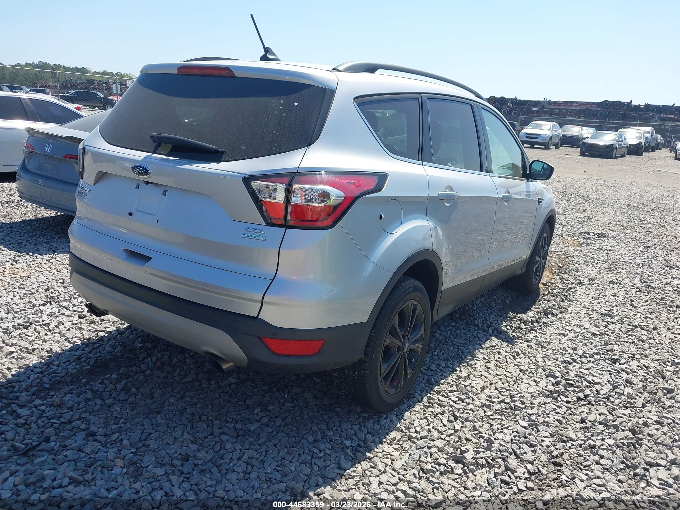FORD ESCAPE image 4