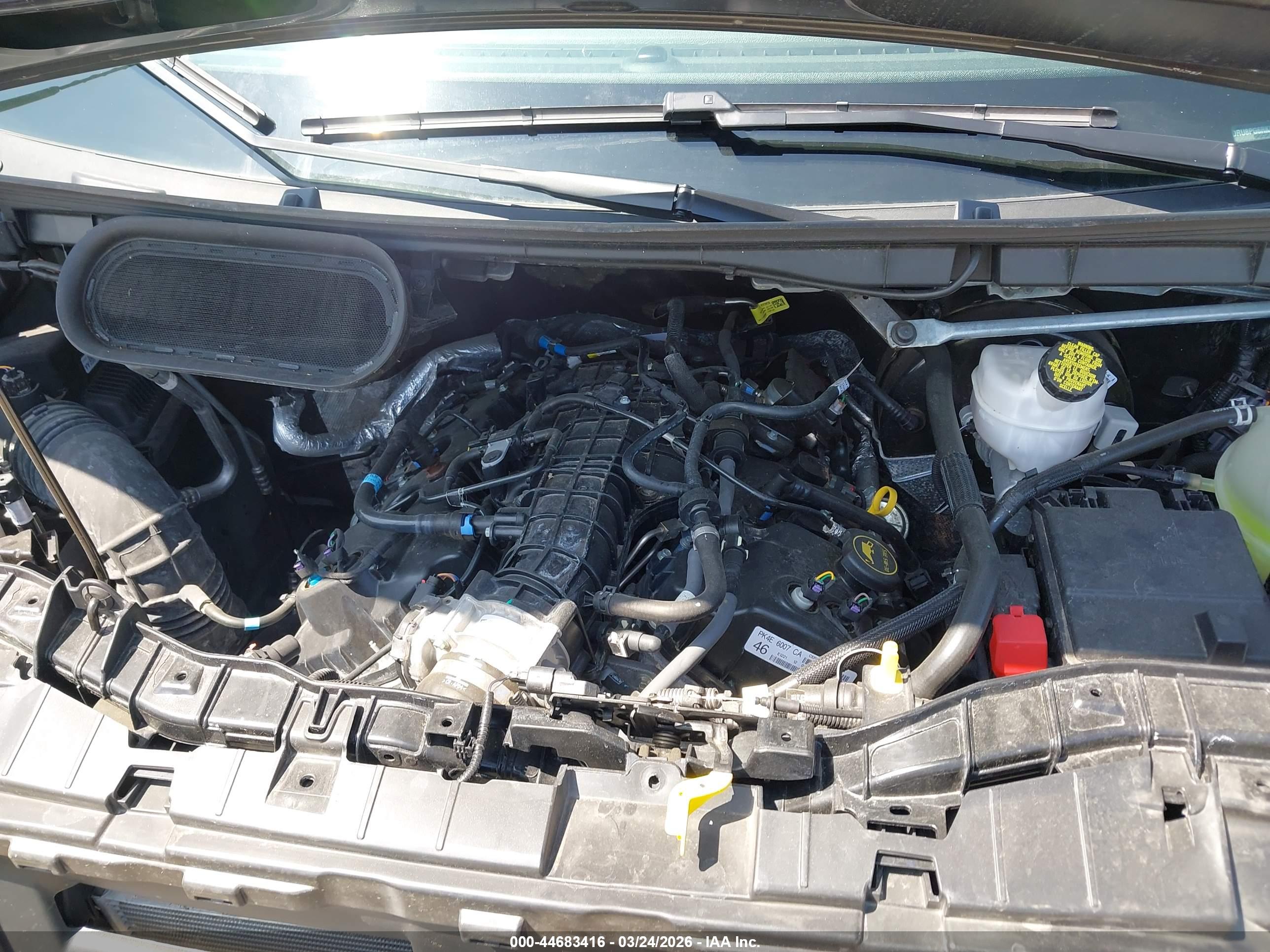 FORD TRANSIT-350 image 10