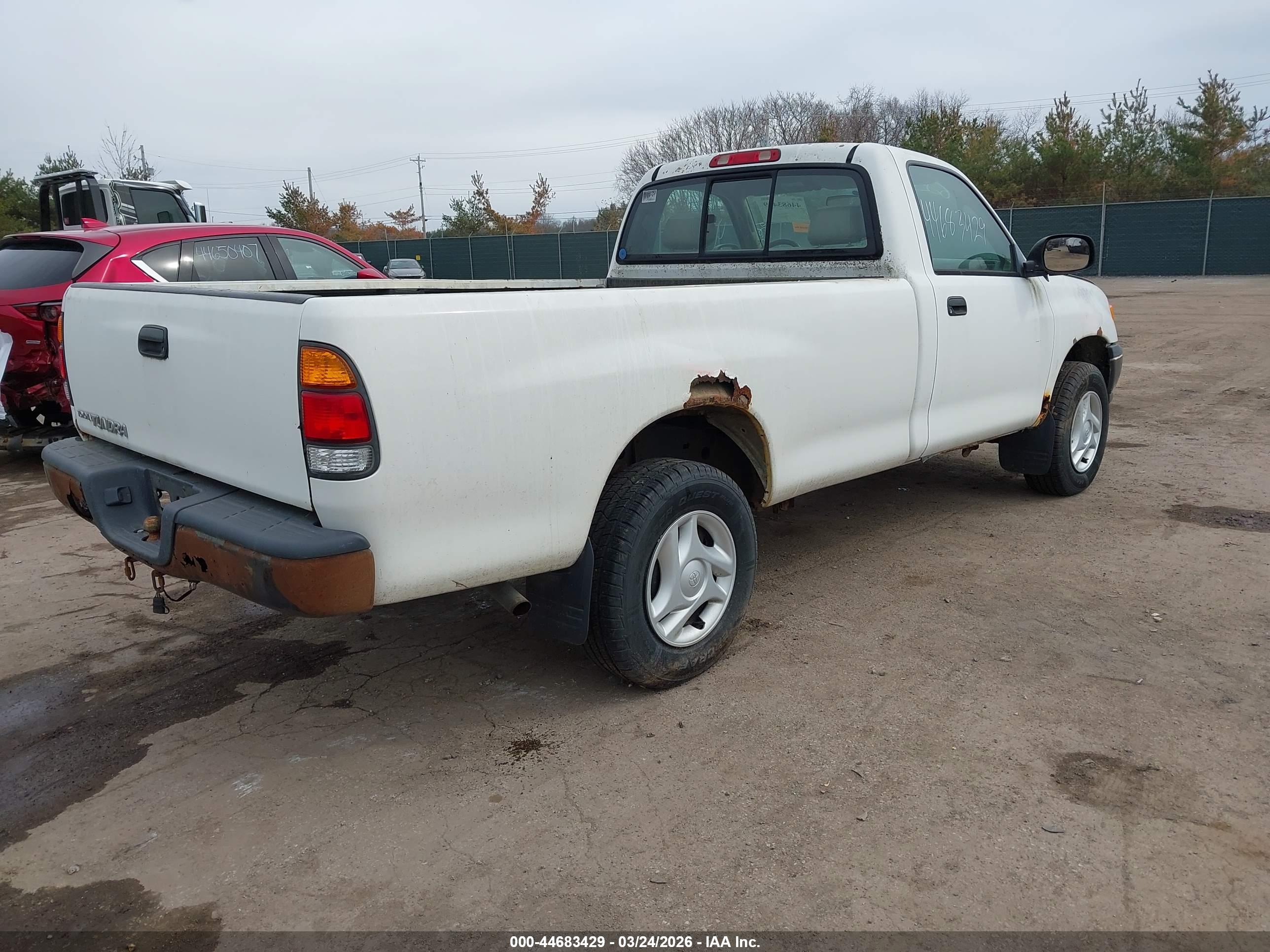 TOYOTA TUNDRA image 4