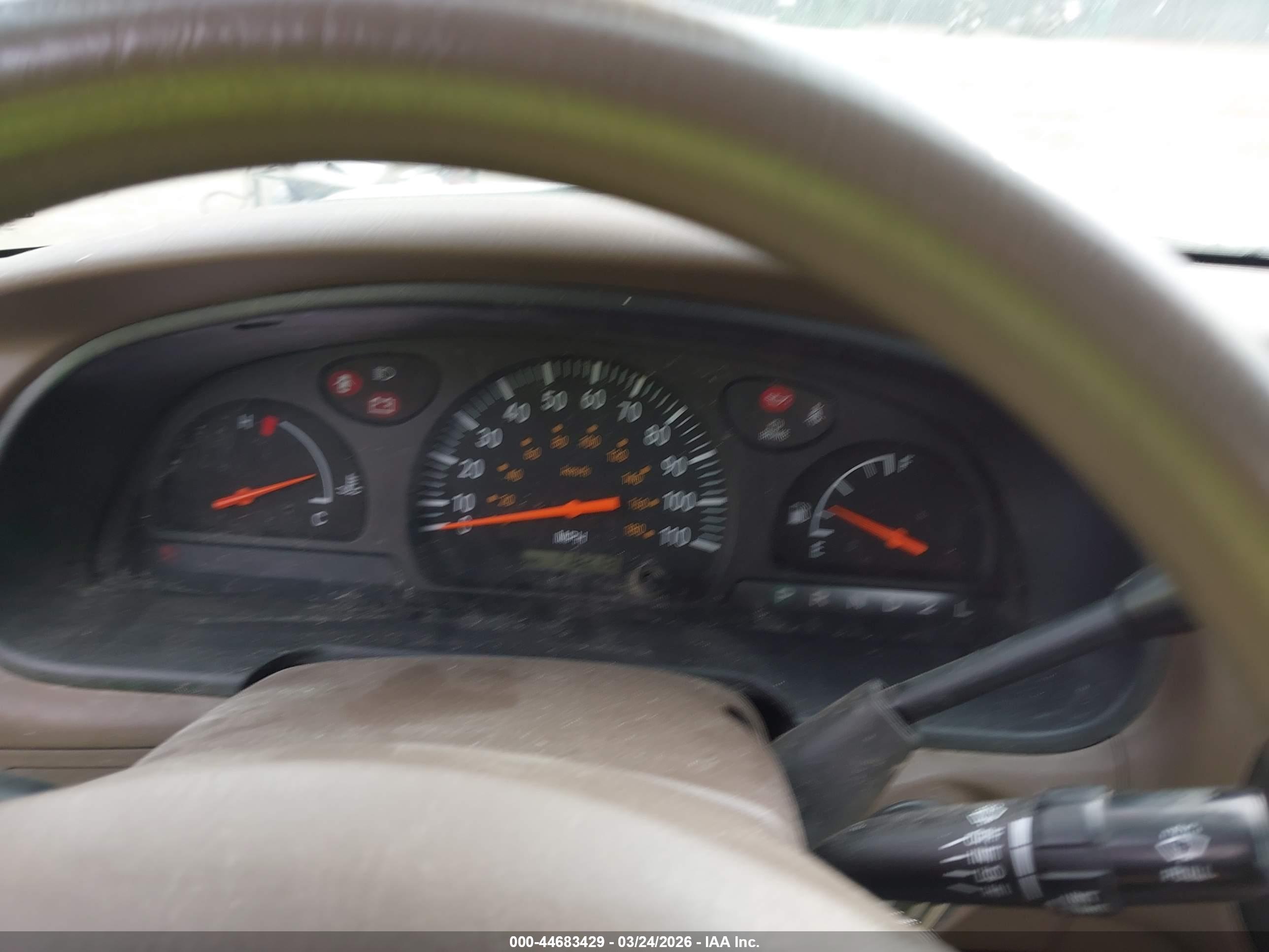 TOYOTA TUNDRA image 7