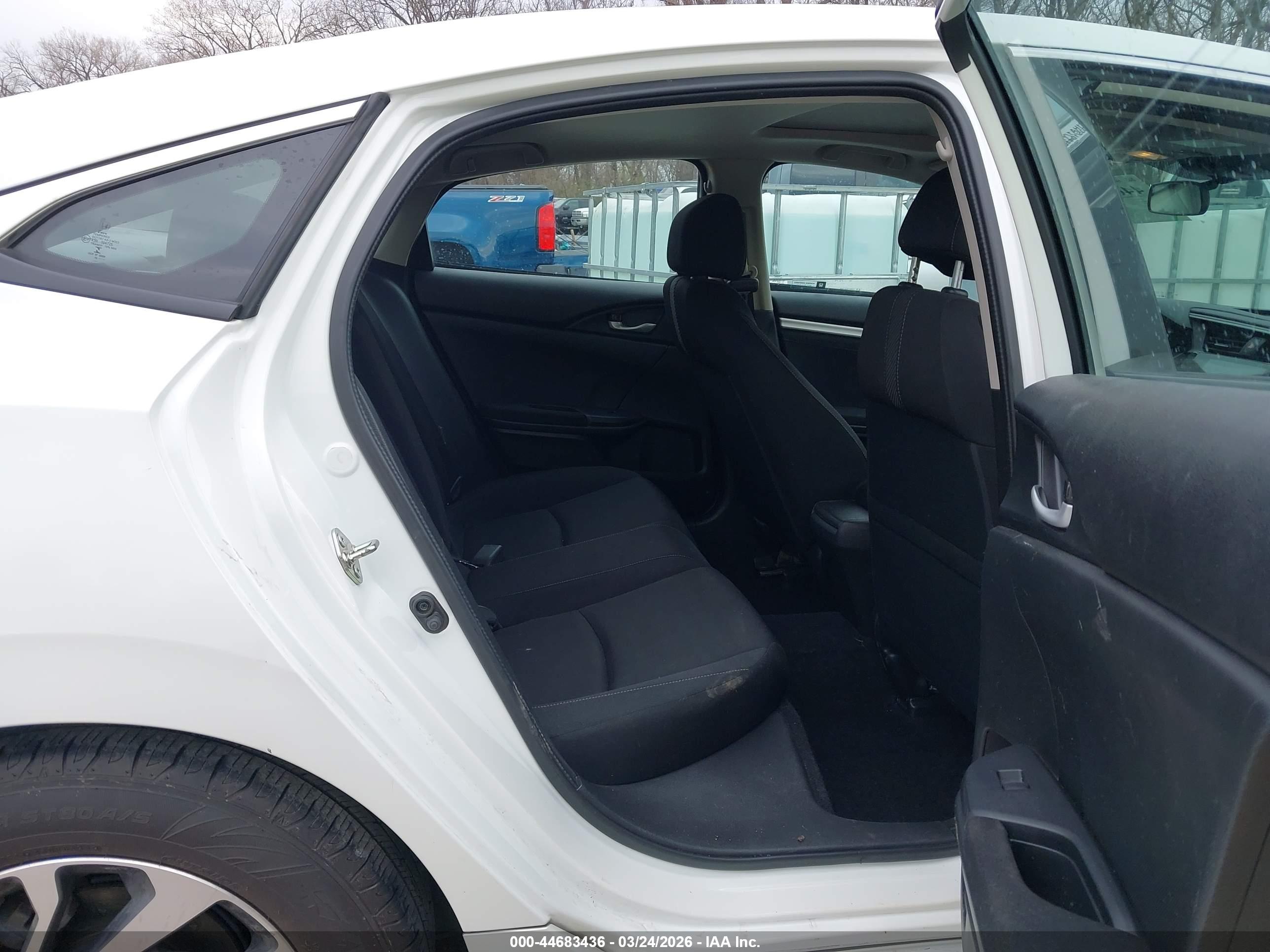 HONDA CIVIC image 8