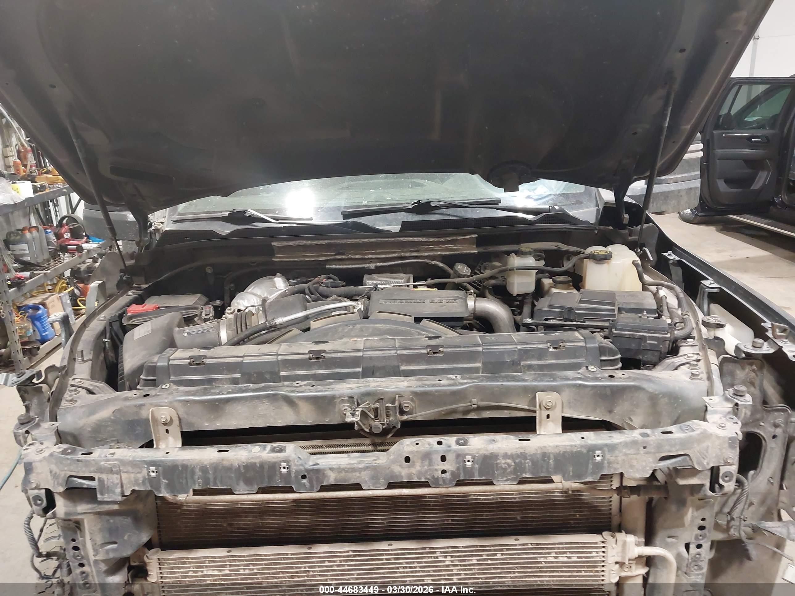 GMC SIERRA image 10