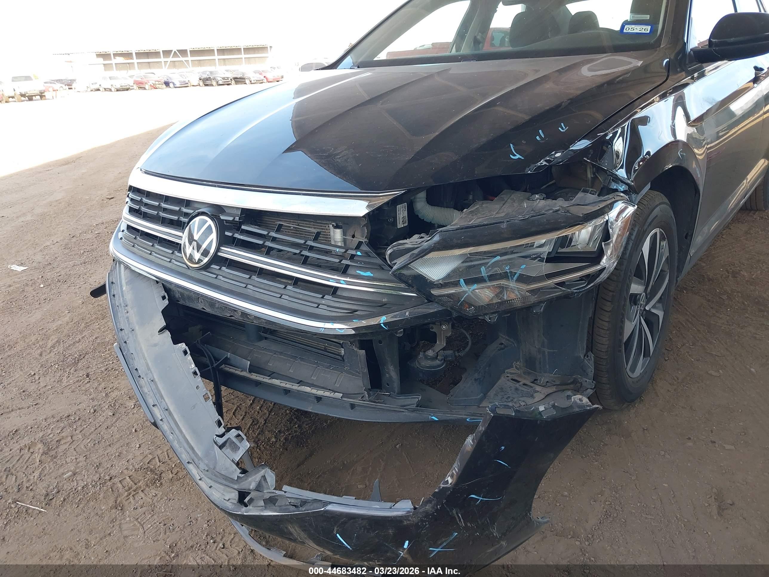 VOLKSWAGEN JETTA image 6