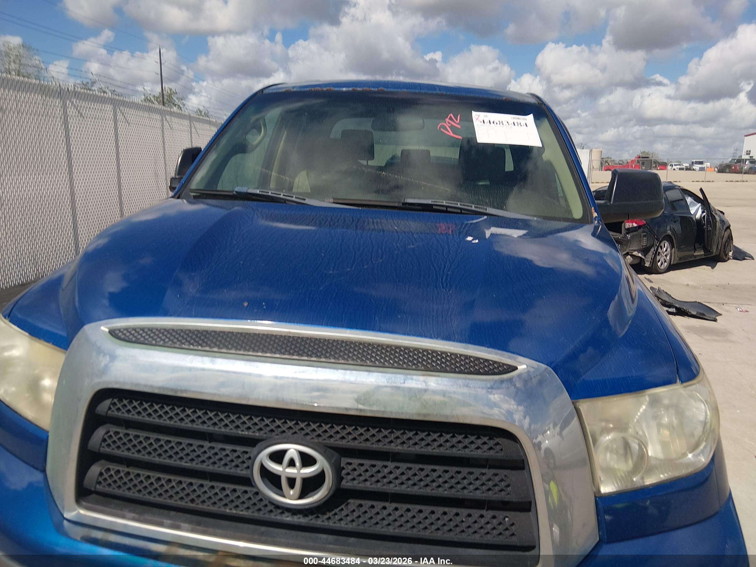 TOYOTA TUNDRA image 6