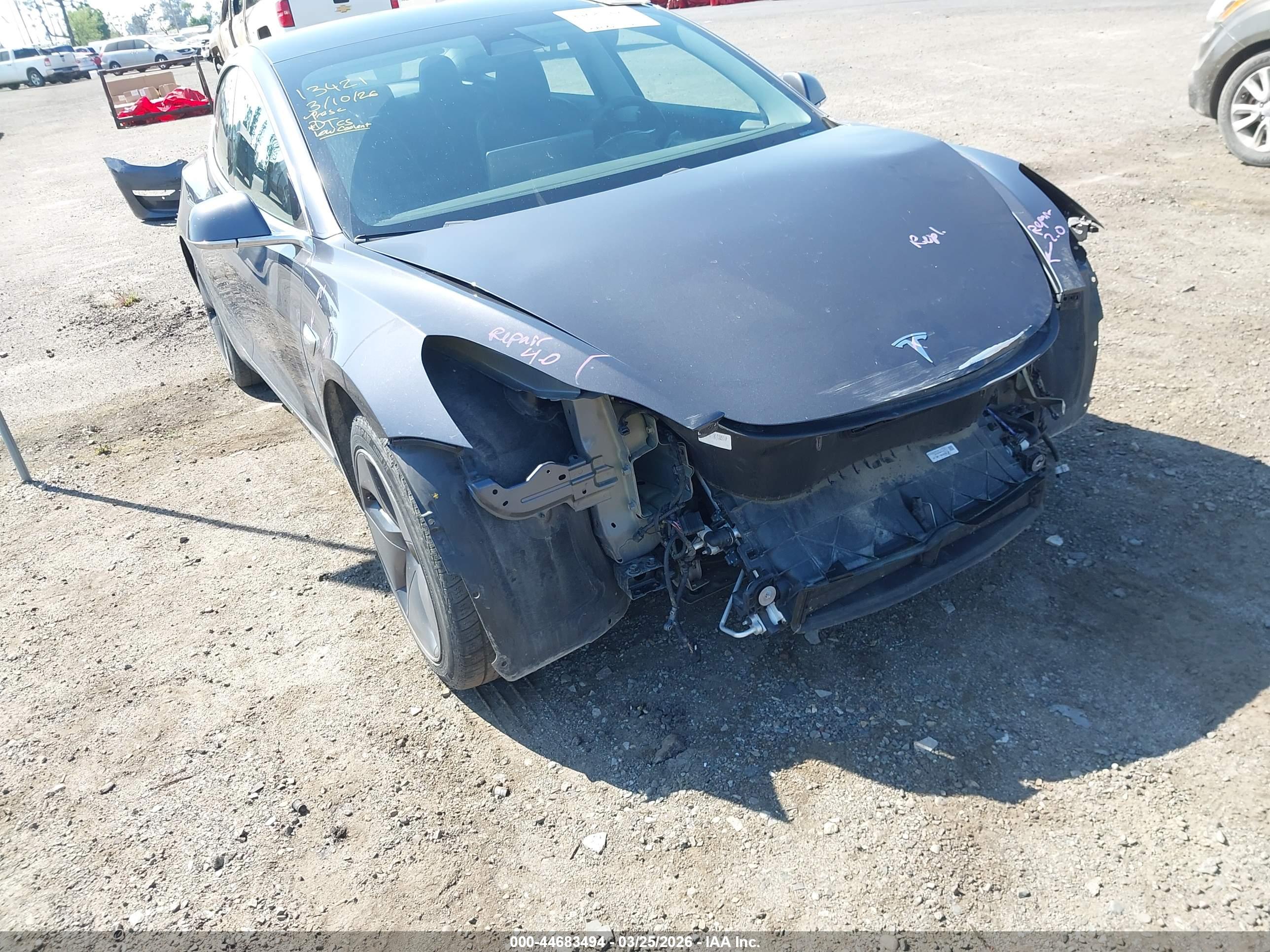 TESLA MODEL image 6