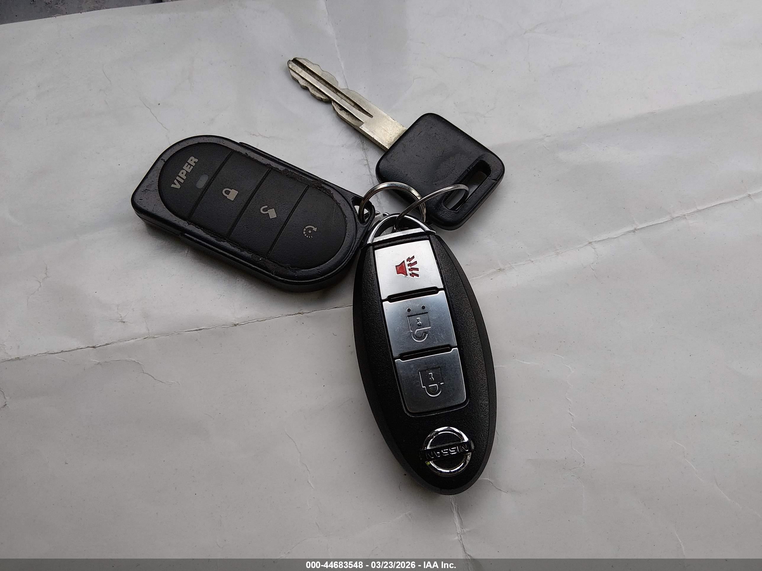 NISSAN MURANO image 11