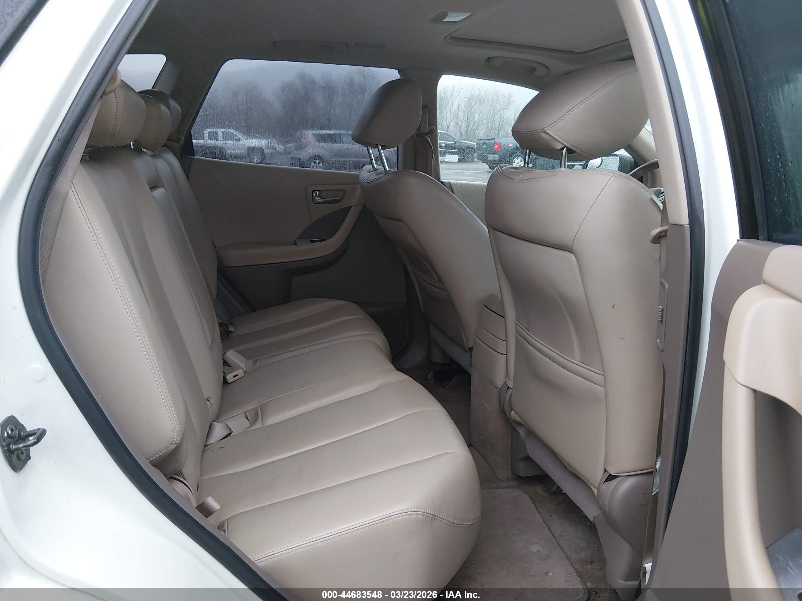 NISSAN MURANO image 8