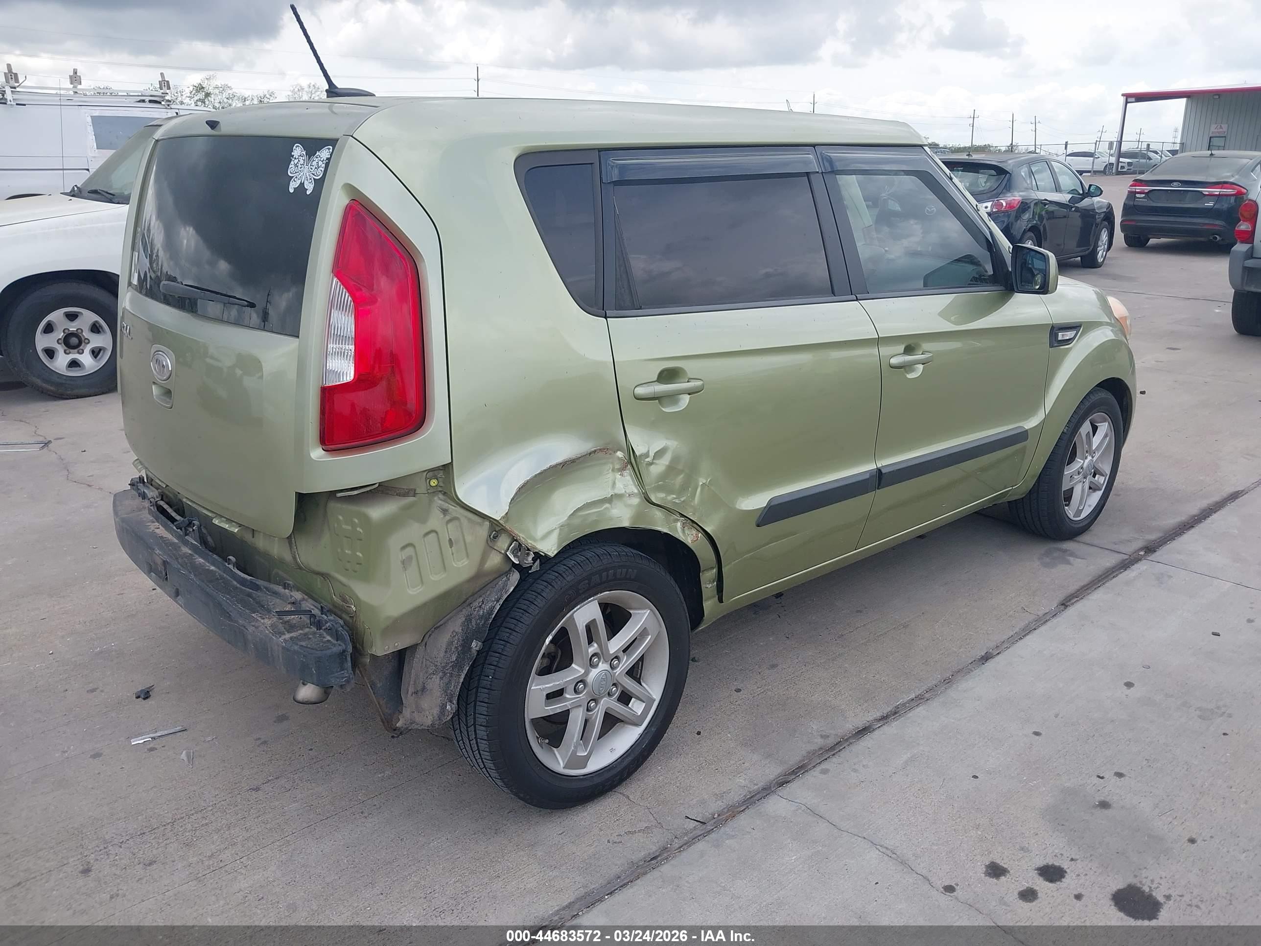 KIA SOUL image 4