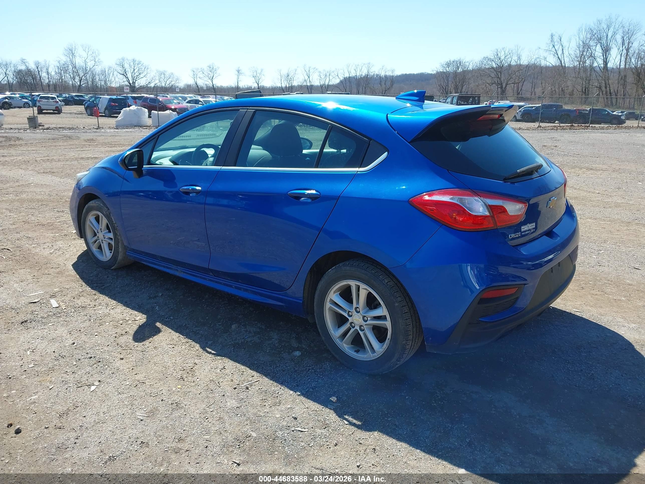 CHEVROLET CRUZE image 3
