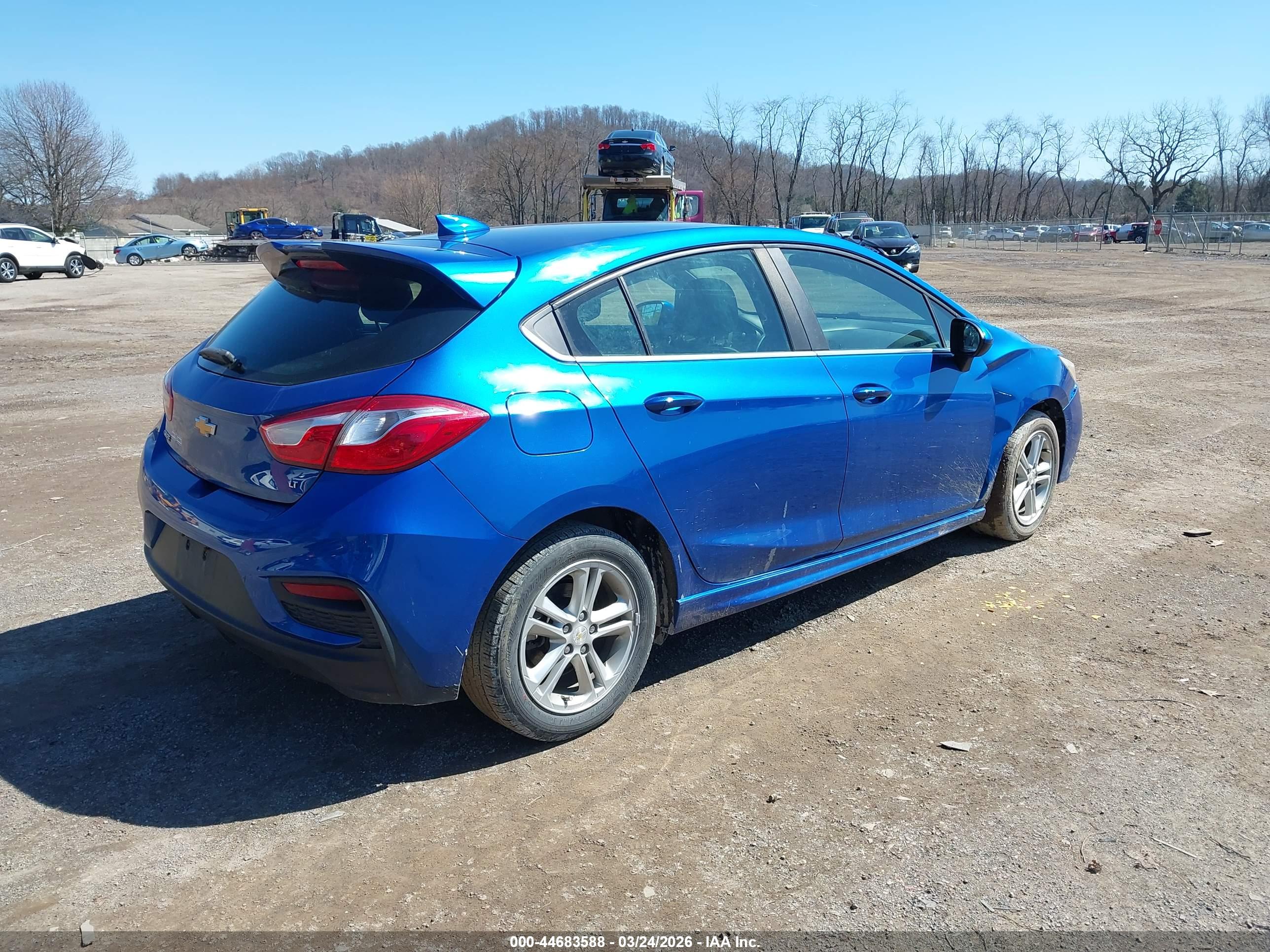 CHEVROLET CRUZE image 4