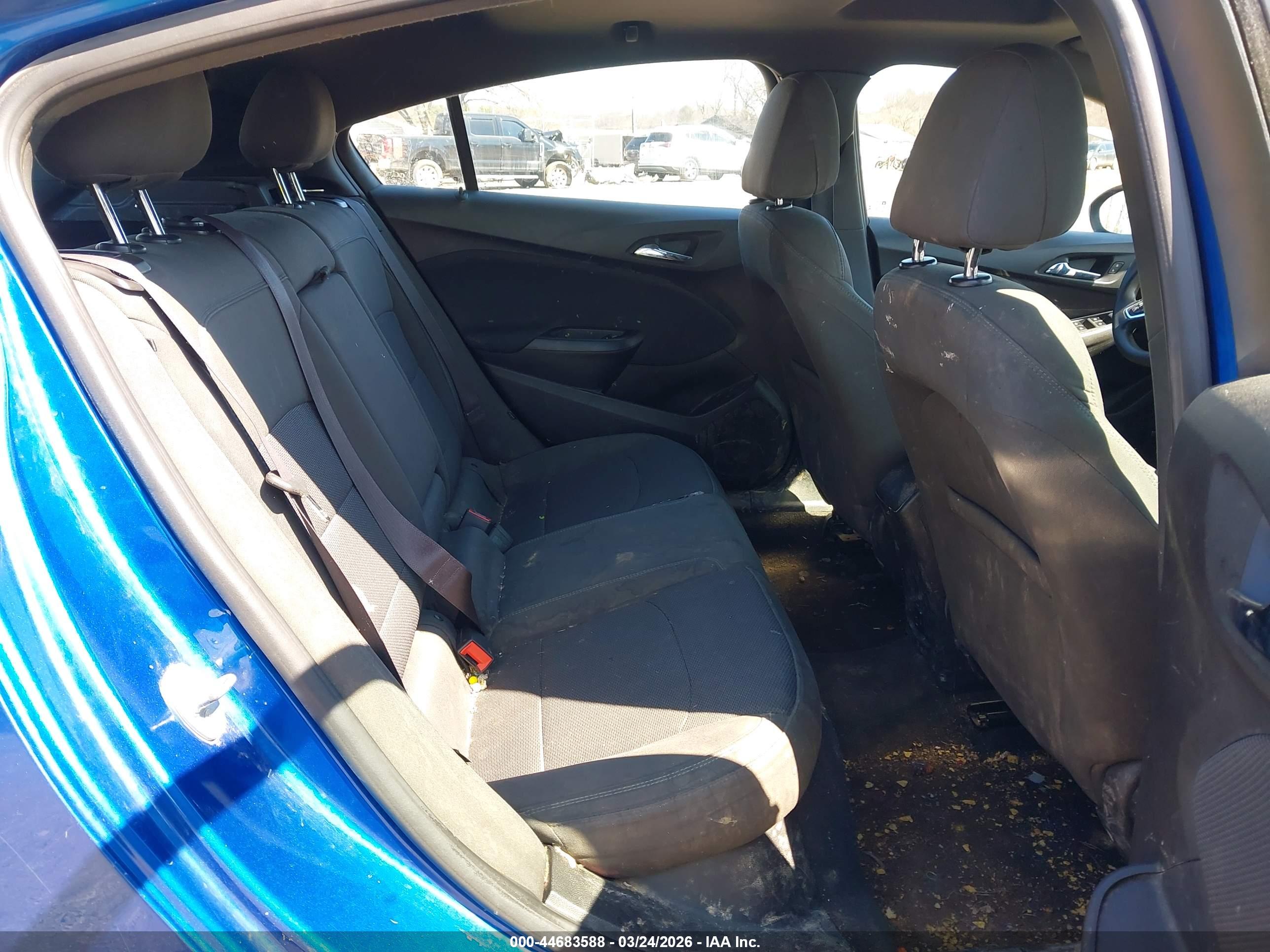 CHEVROLET CRUZE image 8