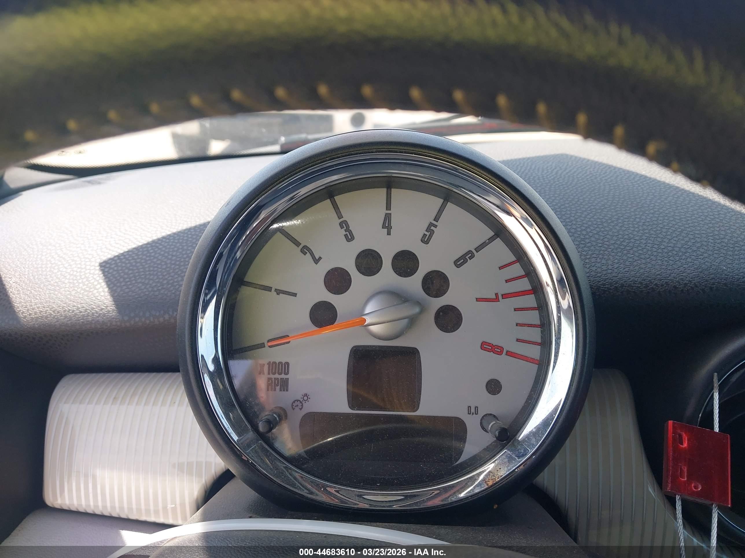 MINI COOPER image 7