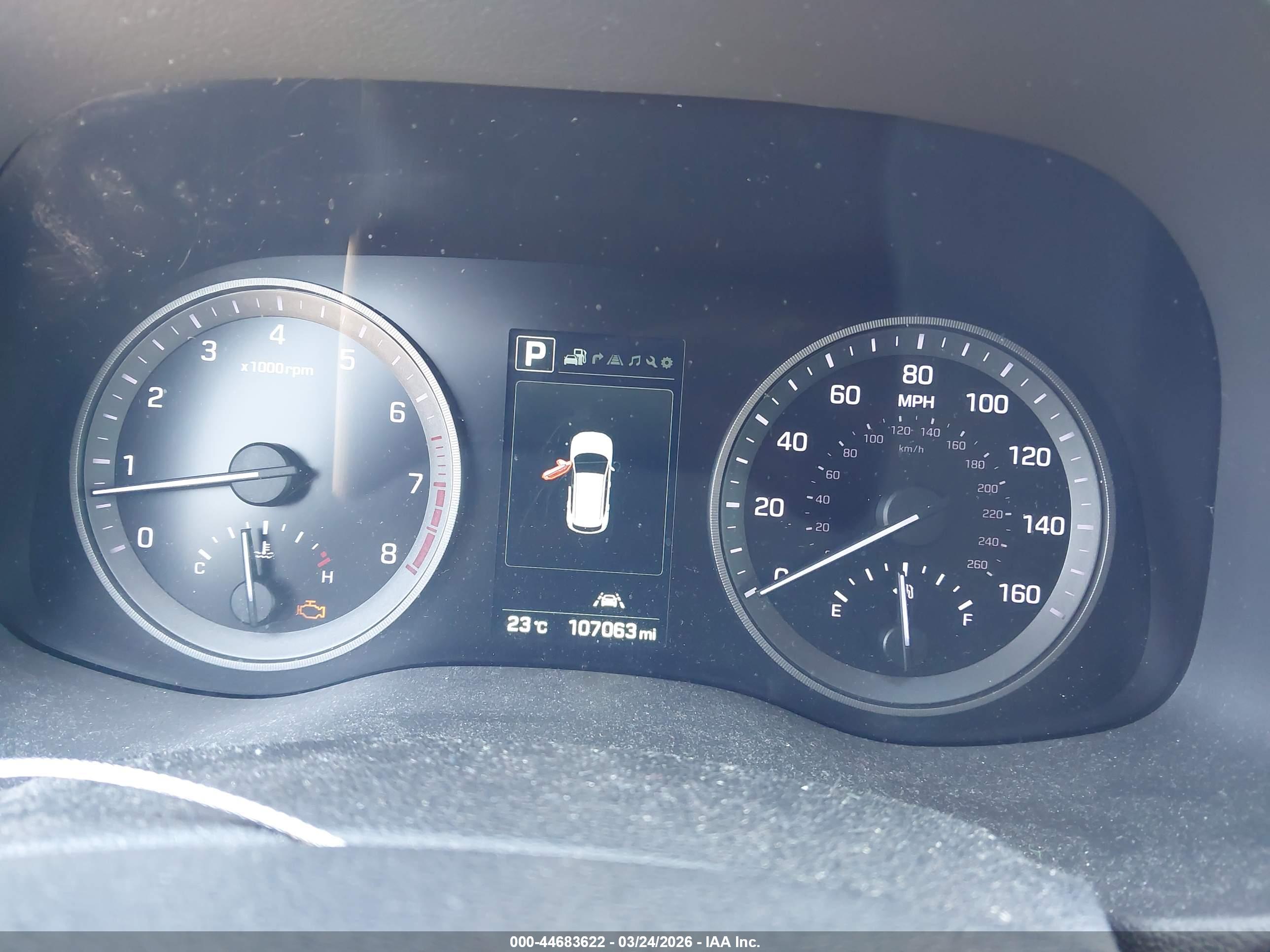 HYUNDAI TUCSON image 7
