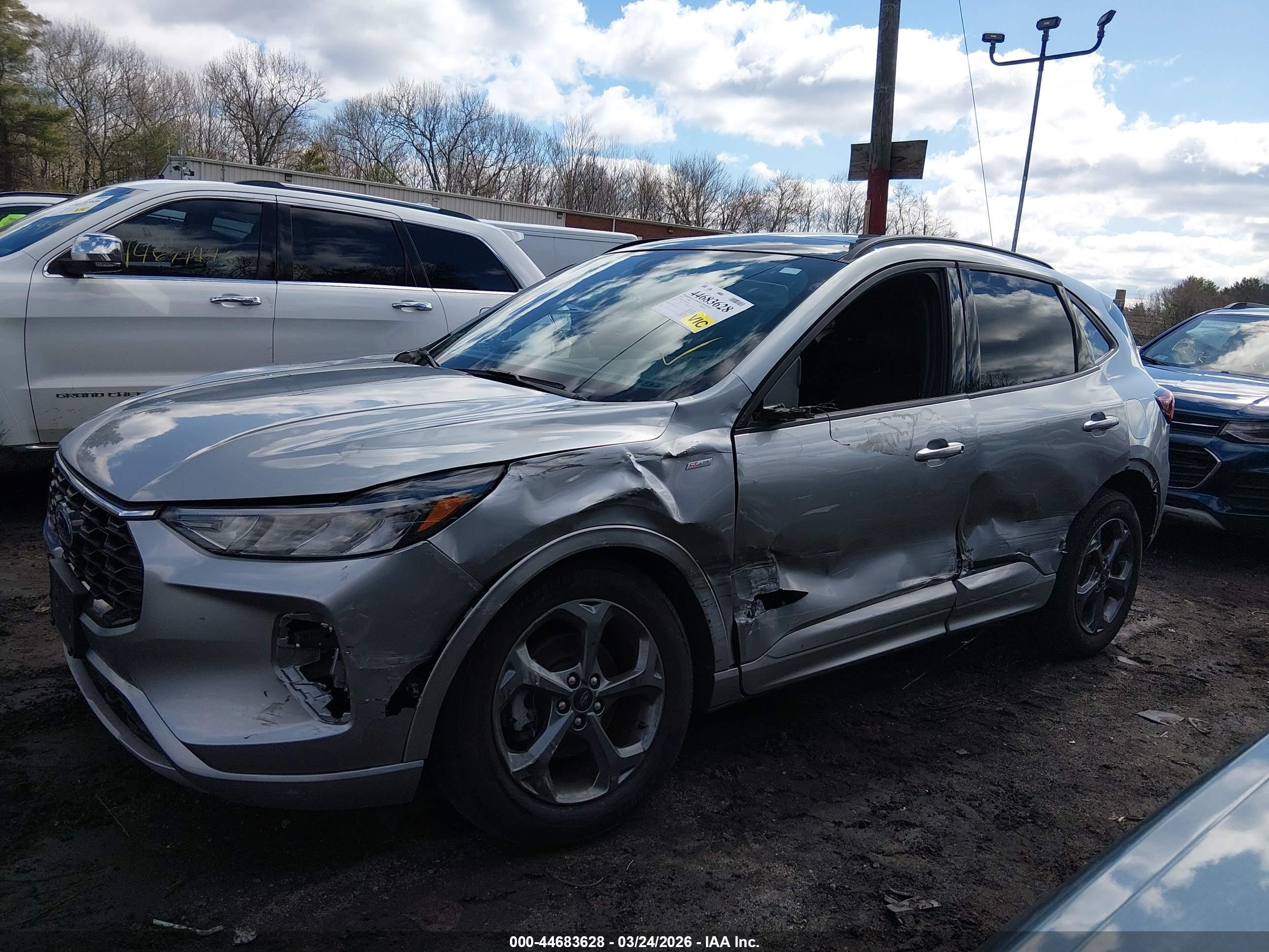 FORD ESCAPE image 6