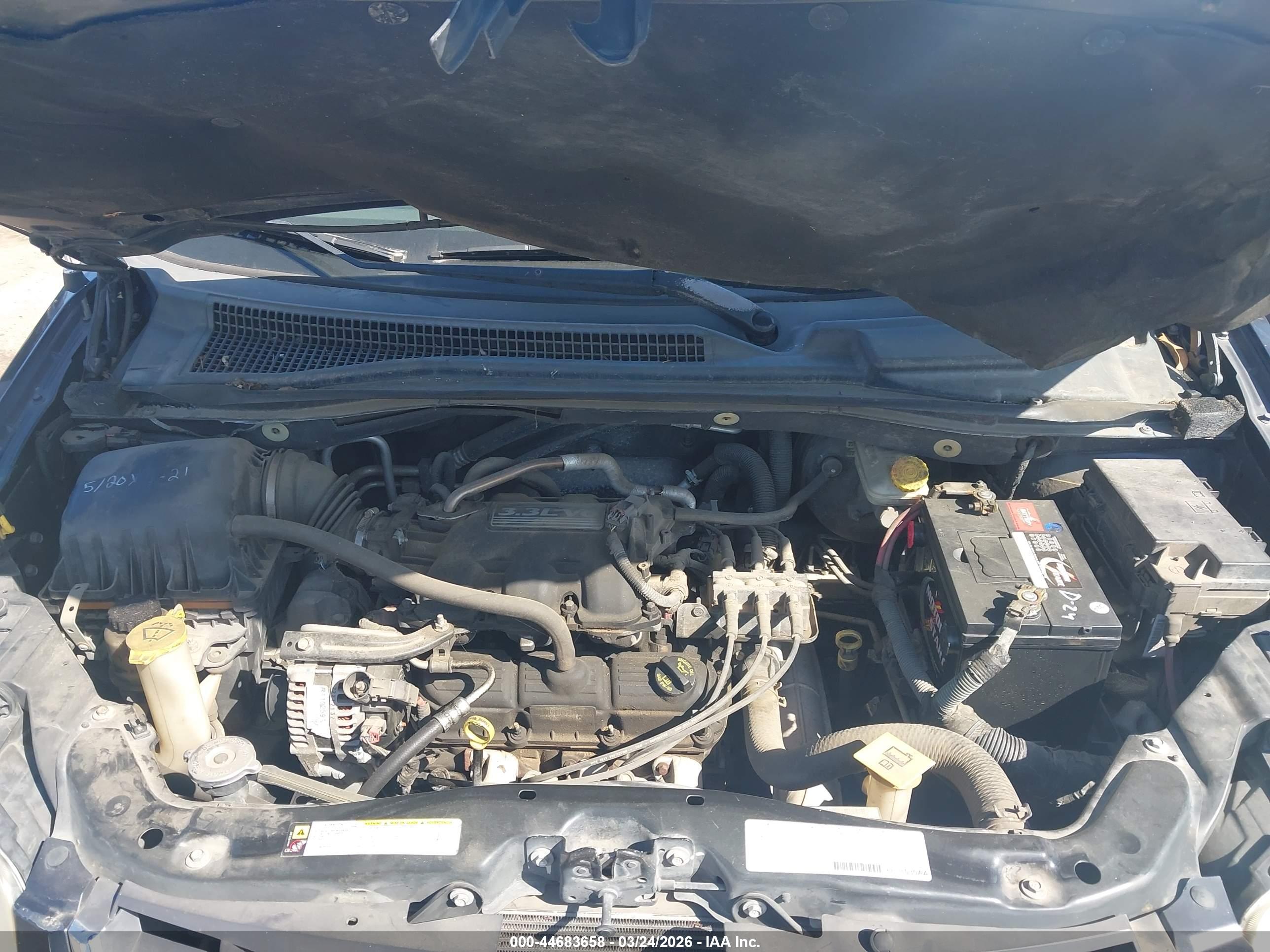 CHRYSLER TOWN image 10