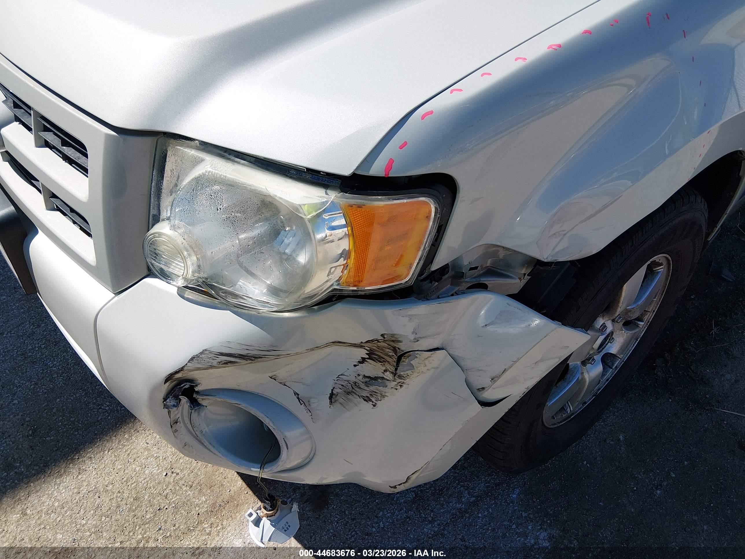 FORD ESCAPE image 6