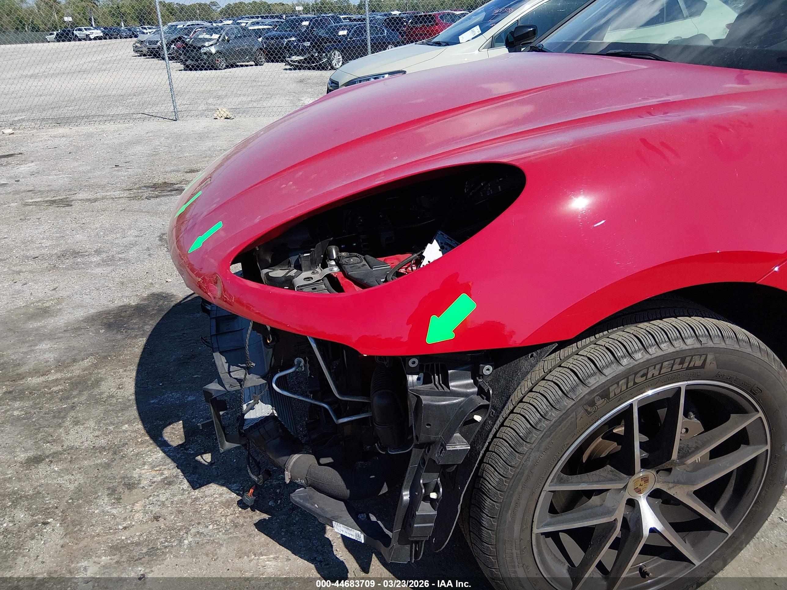PORSCHE MACAN image 6