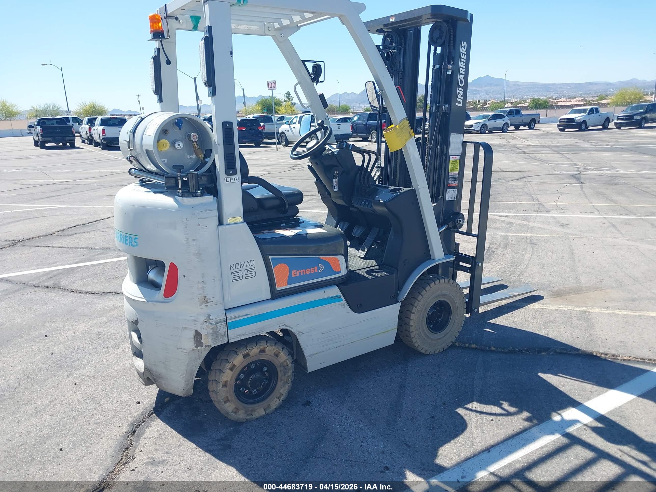 UNICARRIERS FORKLIFT image 4