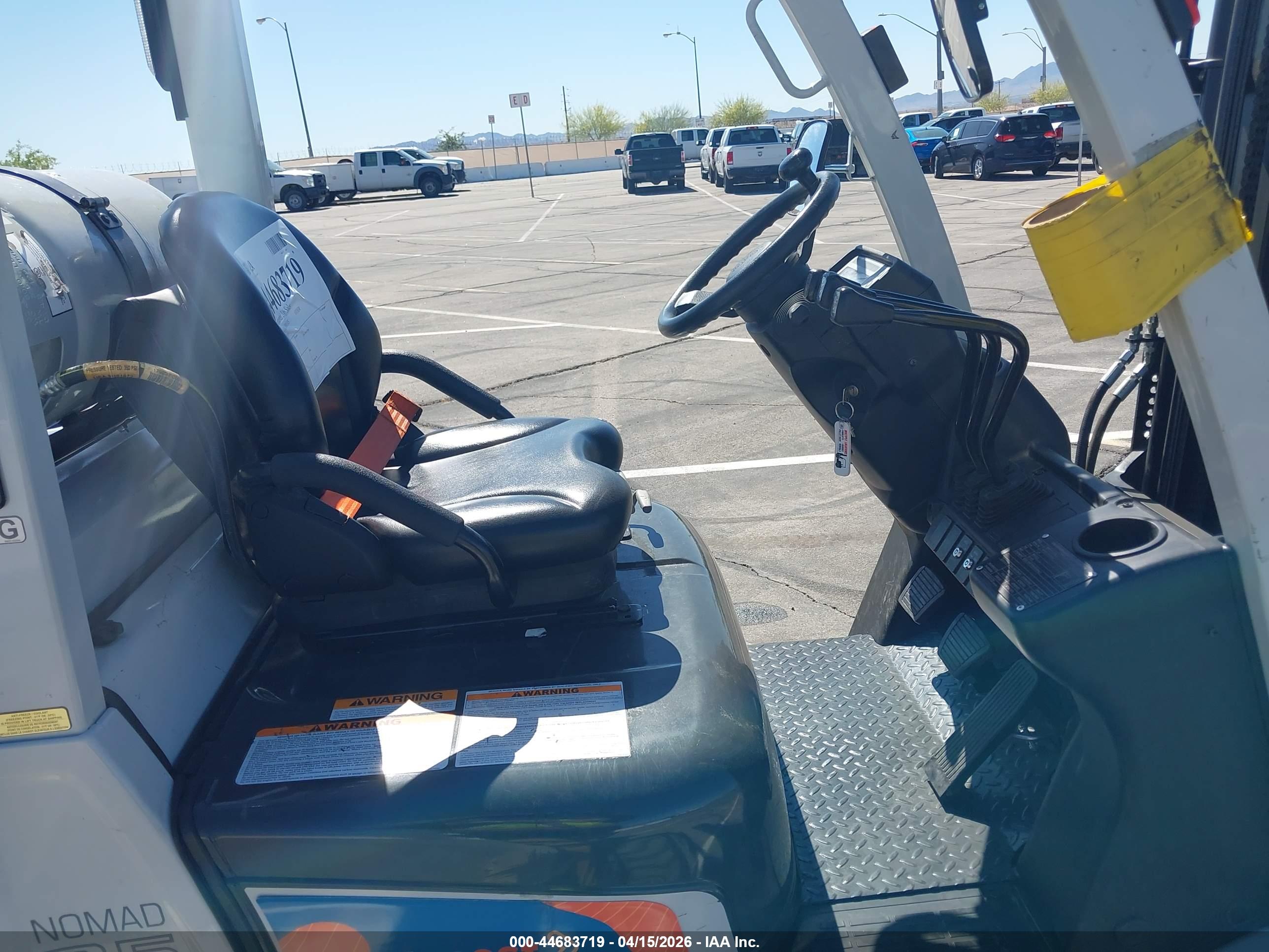UNICARRIERS FORKLIFT image 5