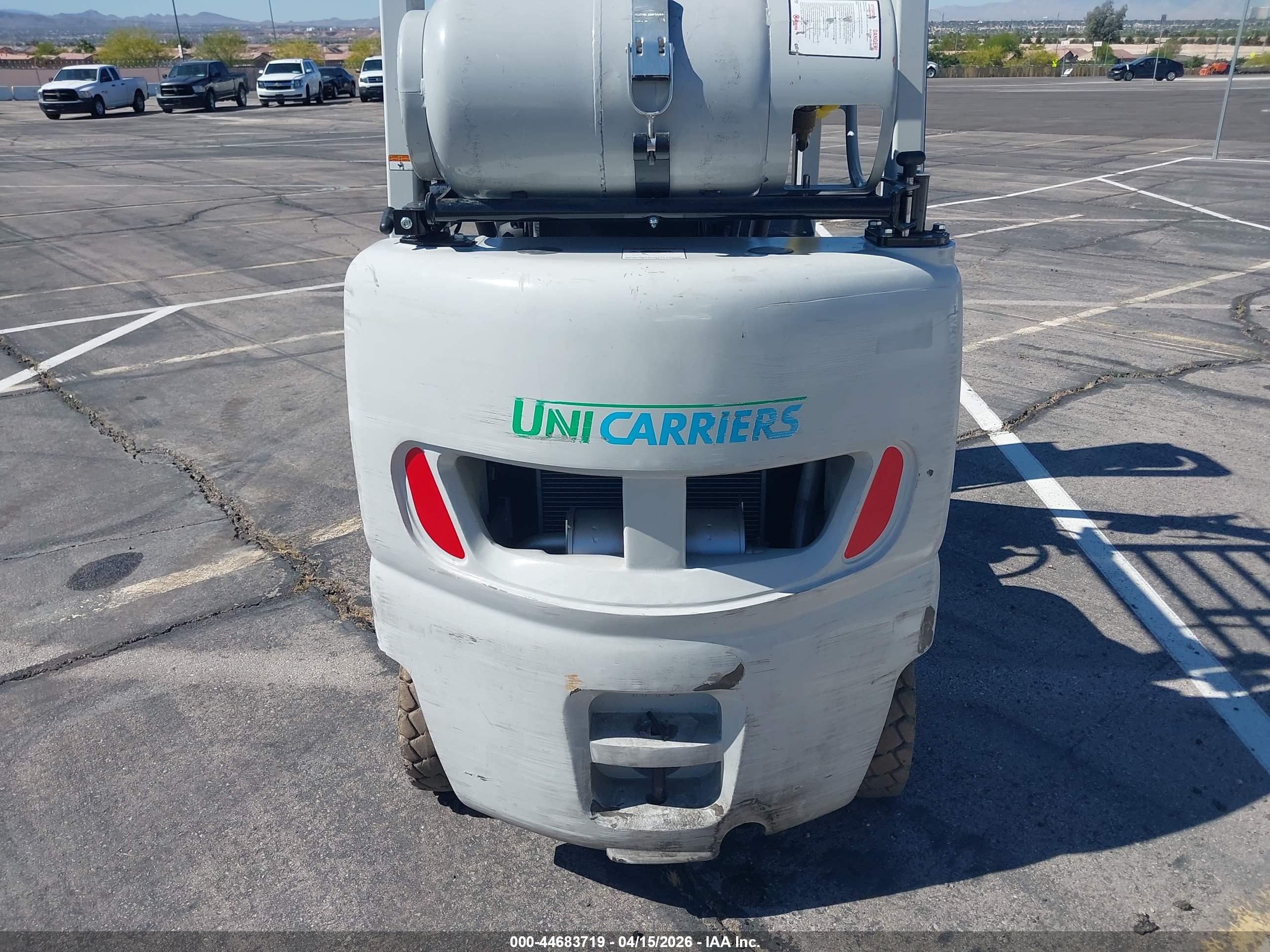 UNICARRIERS FORKLIFT image 6