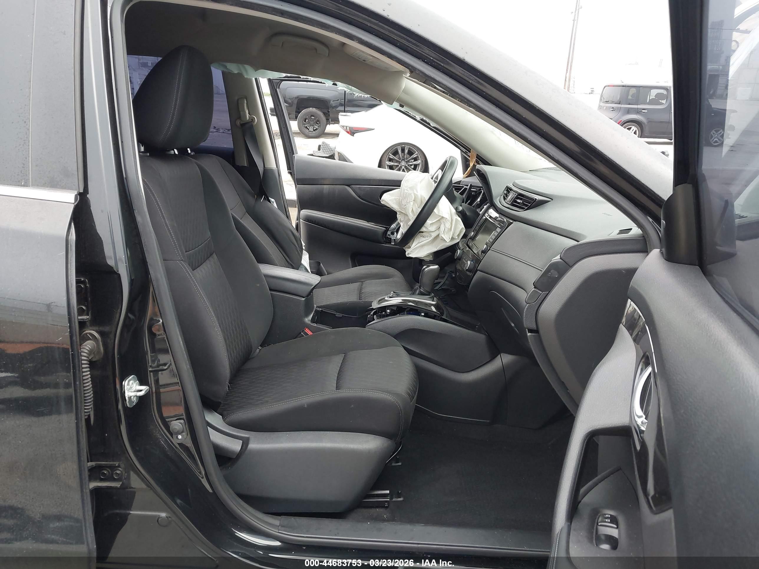 NISSAN ROGUE image 5