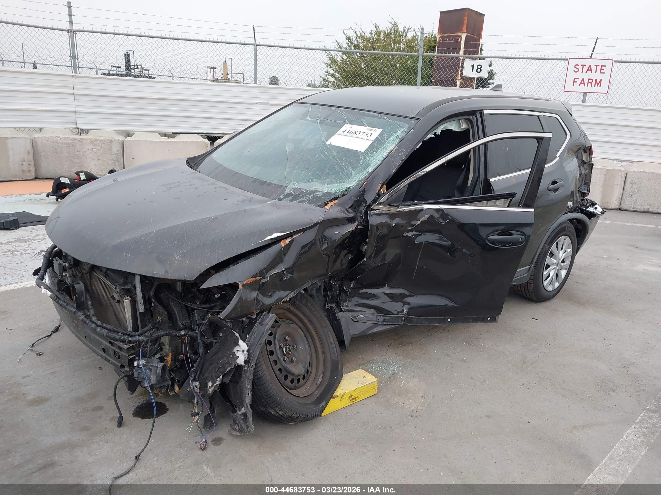 NISSAN ROGUE image 6