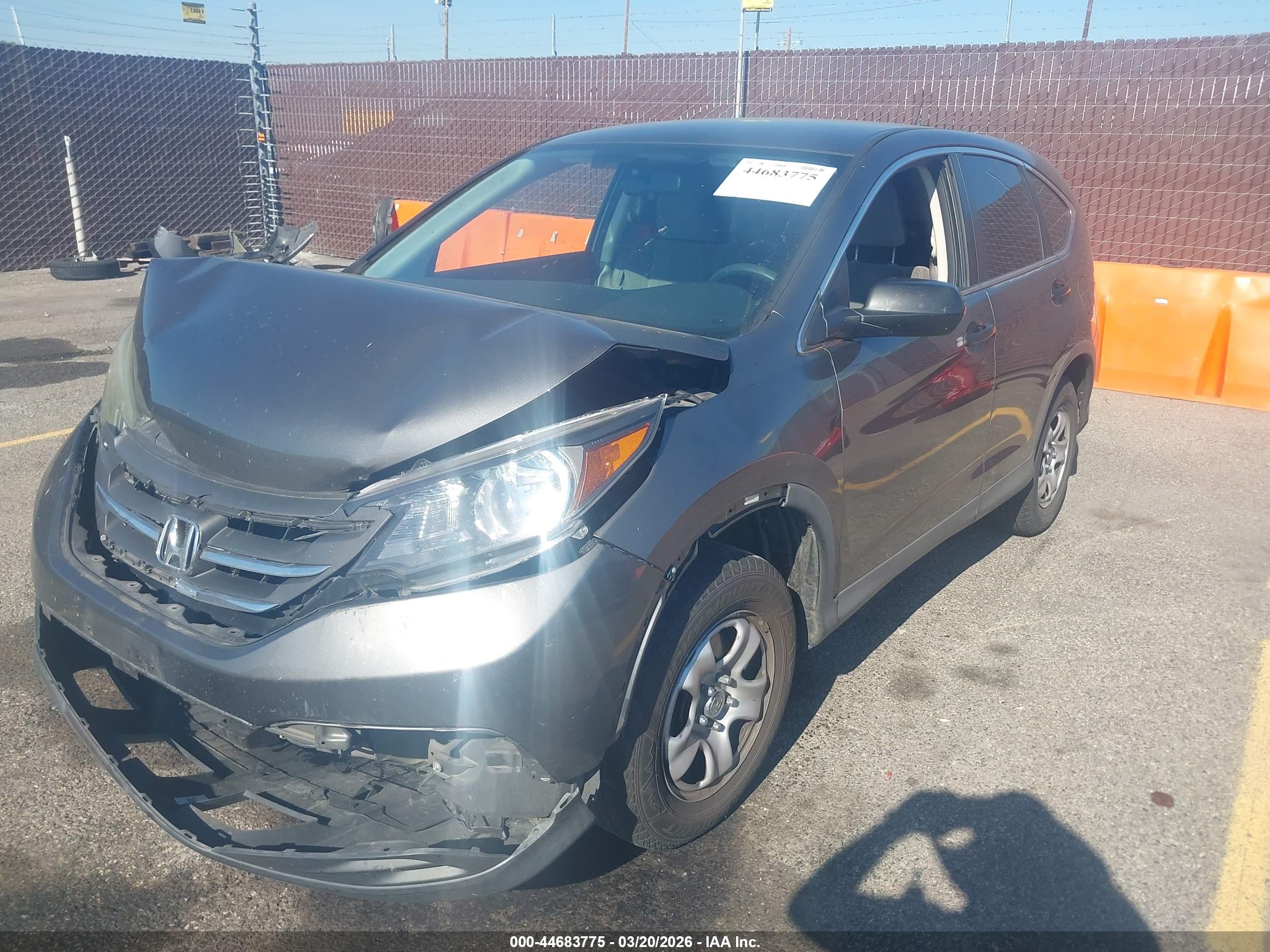 HONDA CR-V image 2
