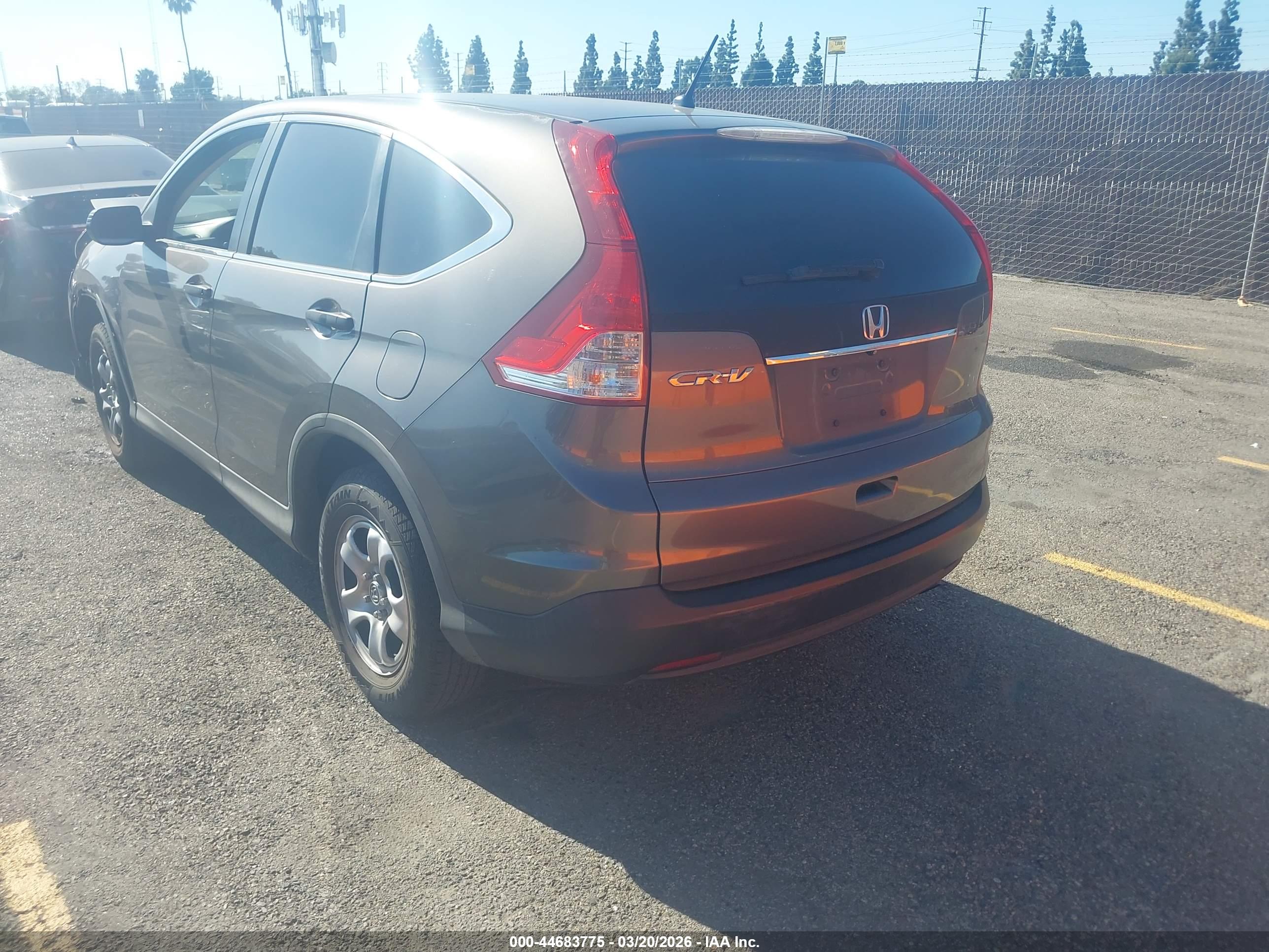 HONDA CR-V image 3