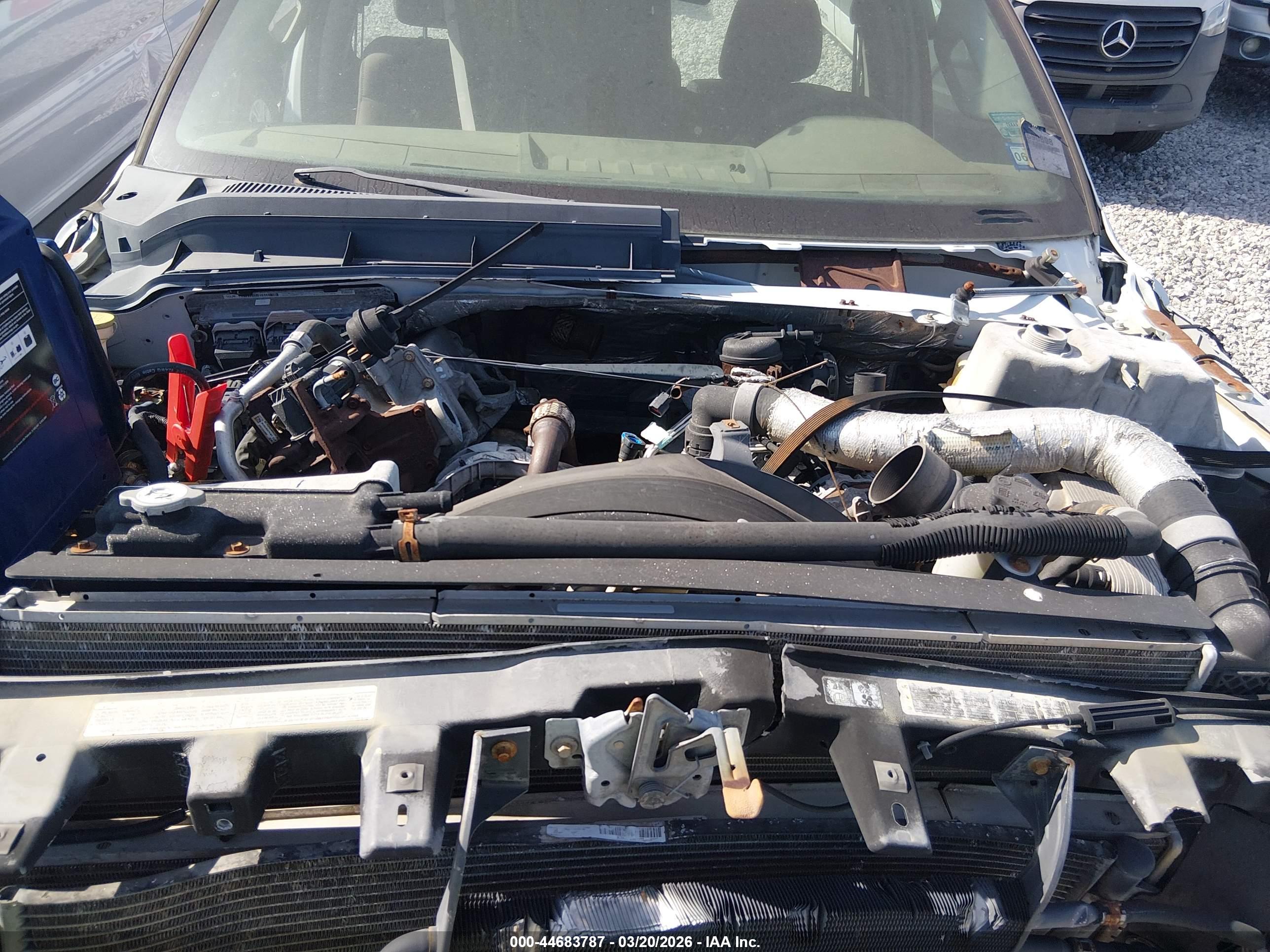 FORD F-550 image 10