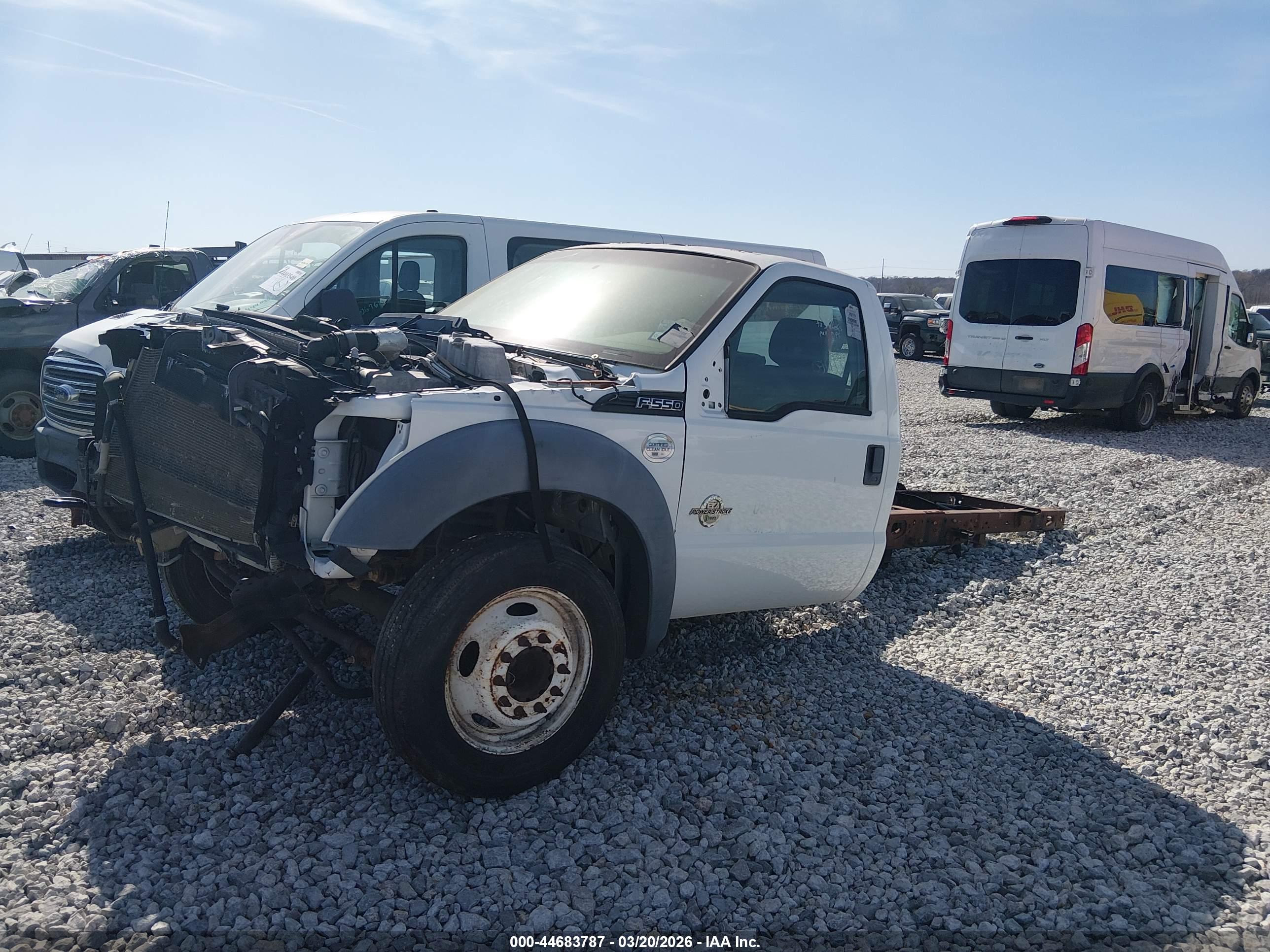 FORD F-550 image 2