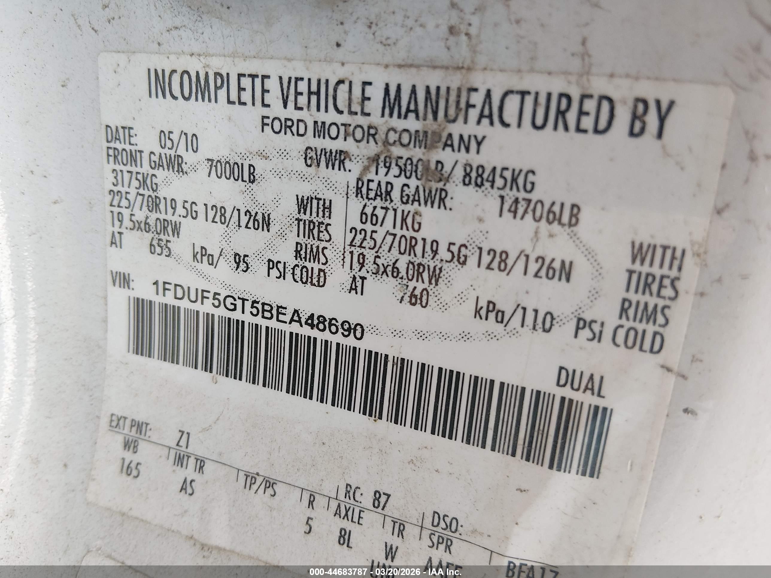 FORD F-550 image 9