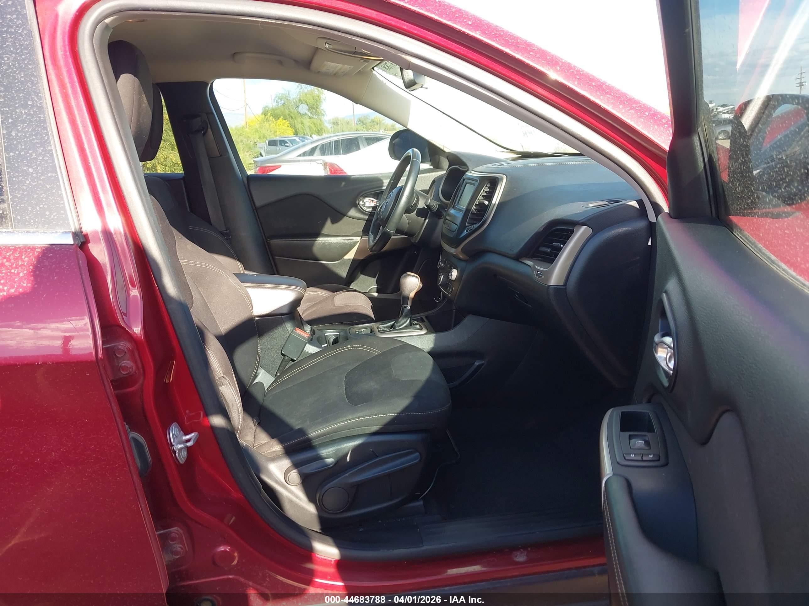 JEEP CHEROKEE image 5