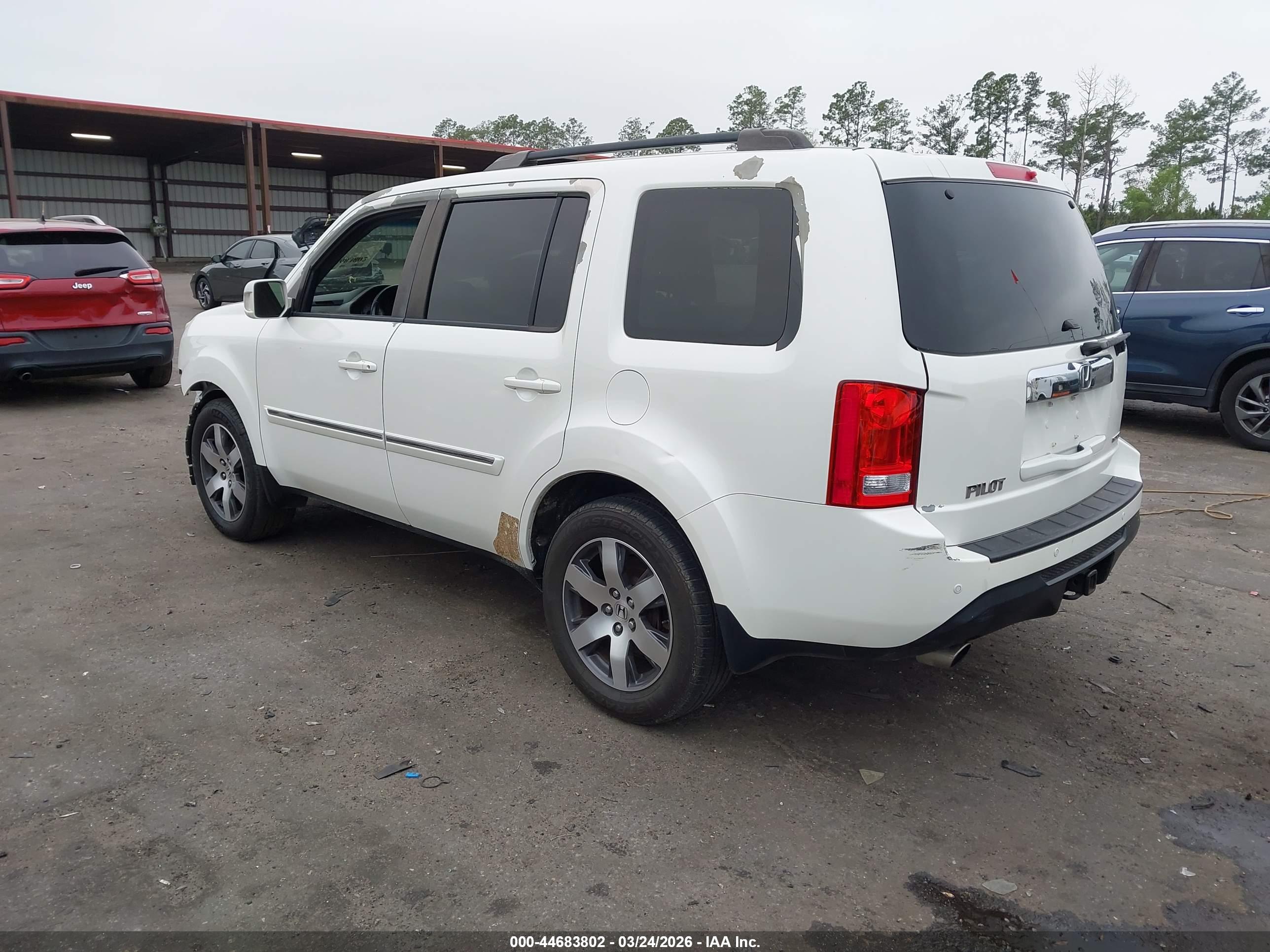 HONDA PILOT image 3