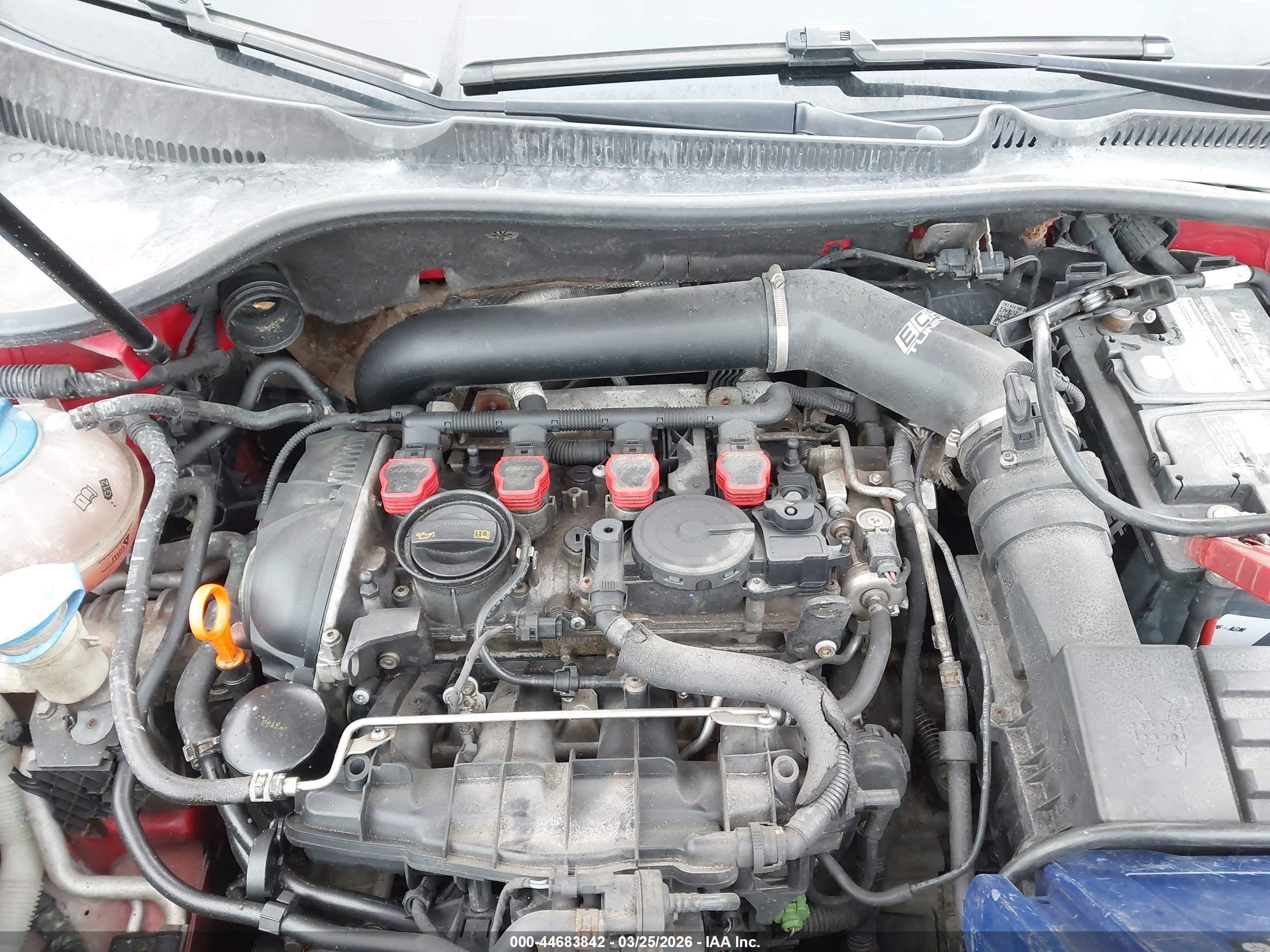 VOLKSWAGEN GTI image 10
