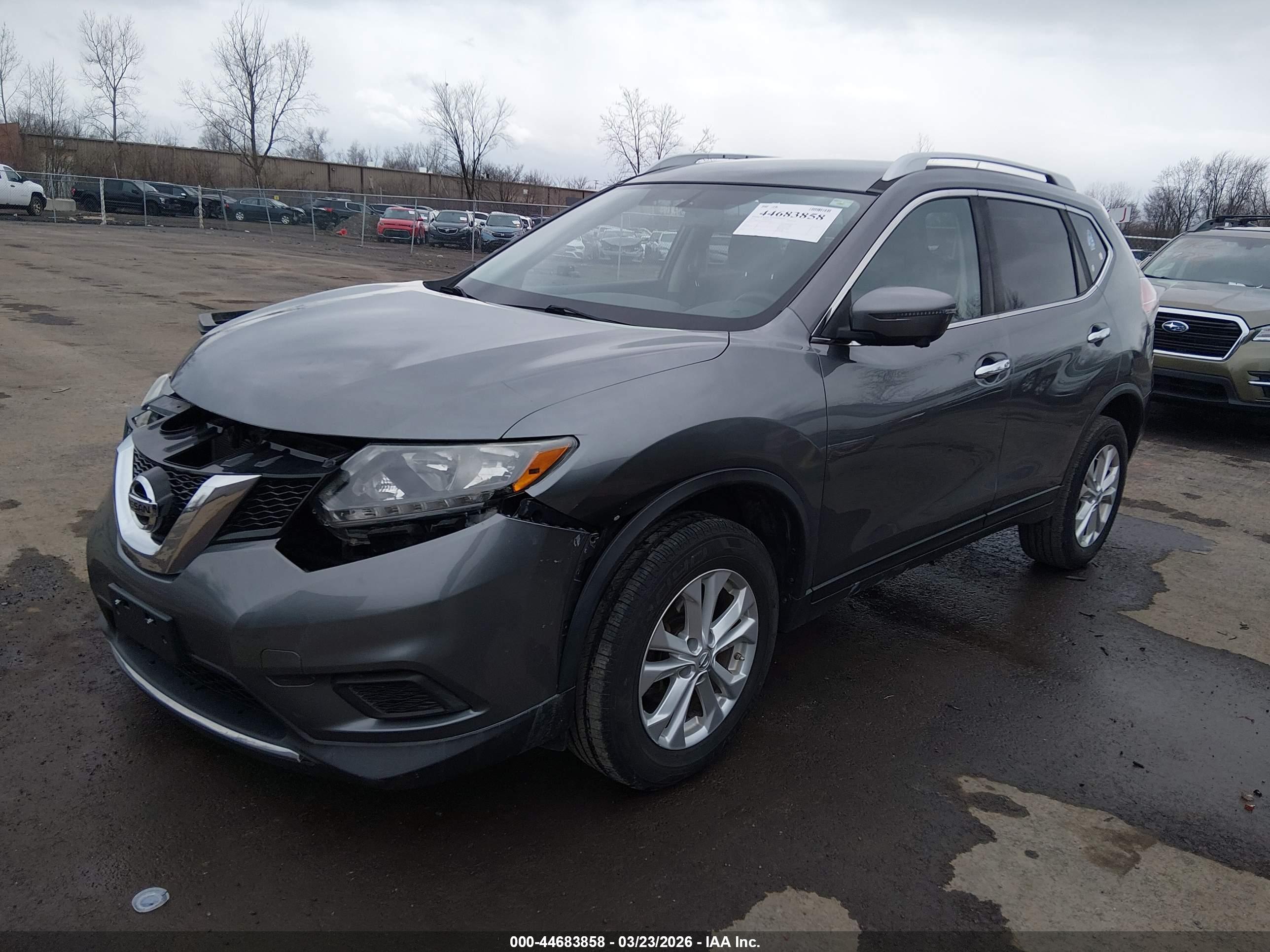 NISSAN ROGUE image 2