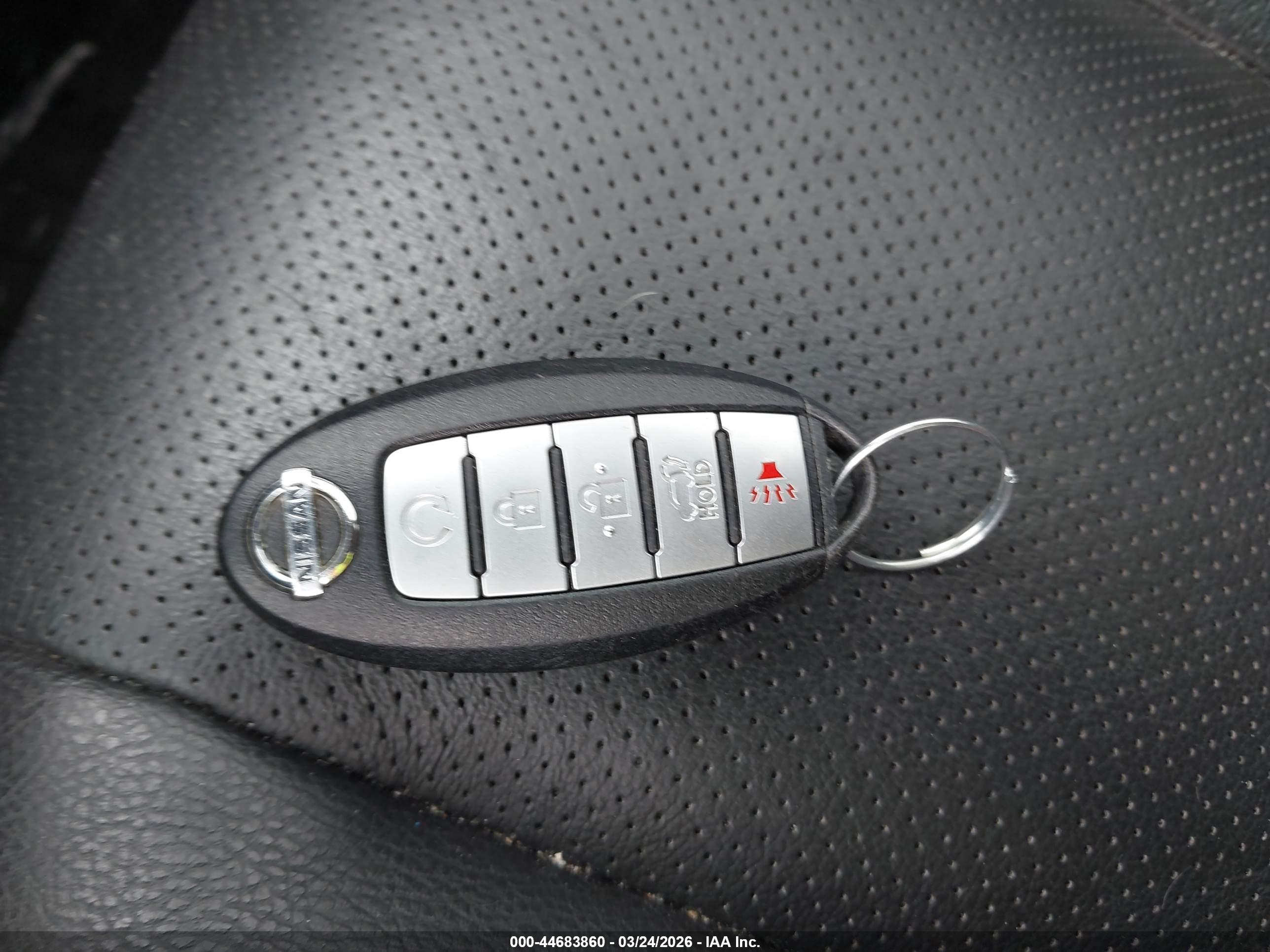 NISSAN MURANO image 11