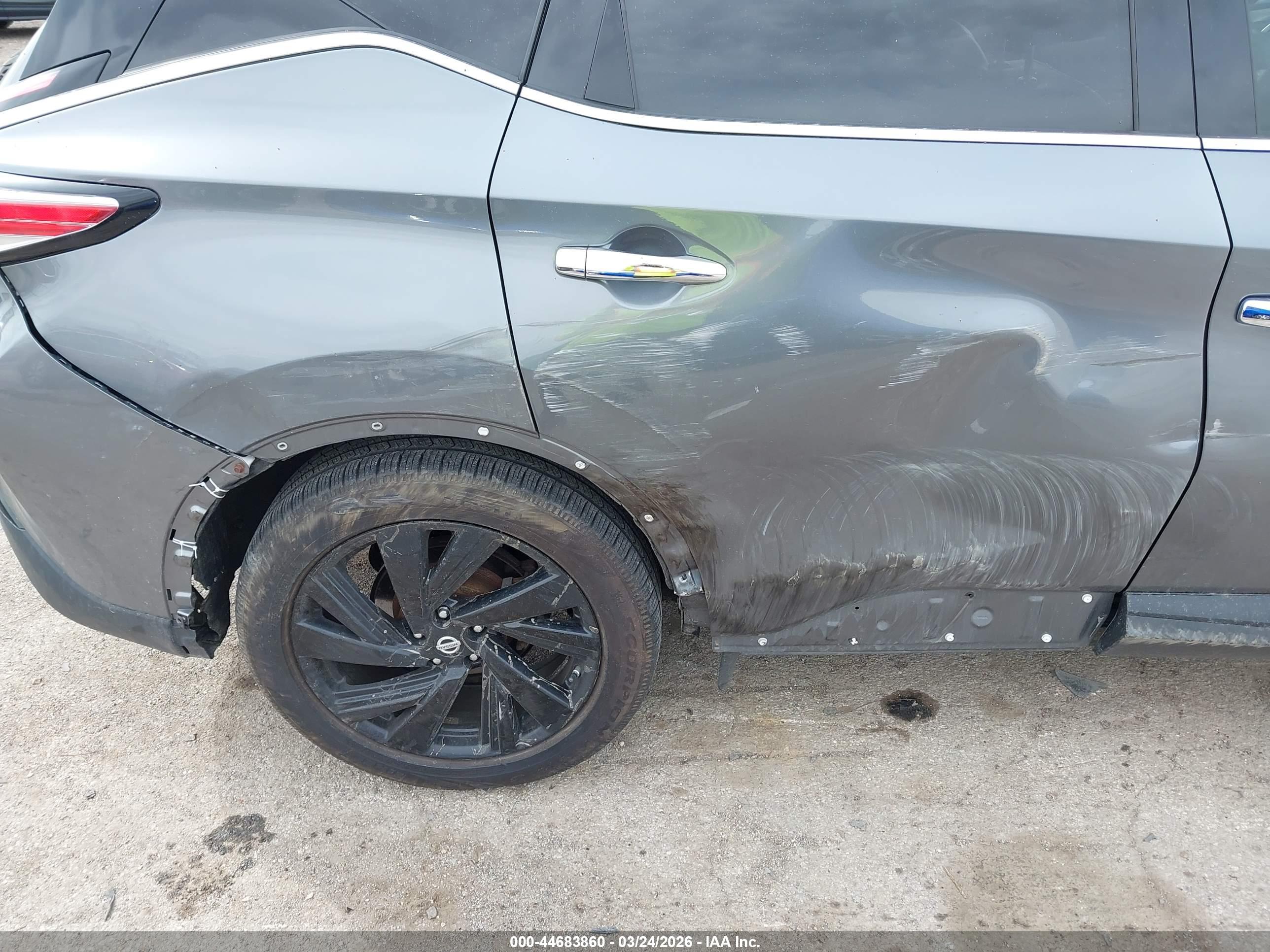 NISSAN MURANO image 6