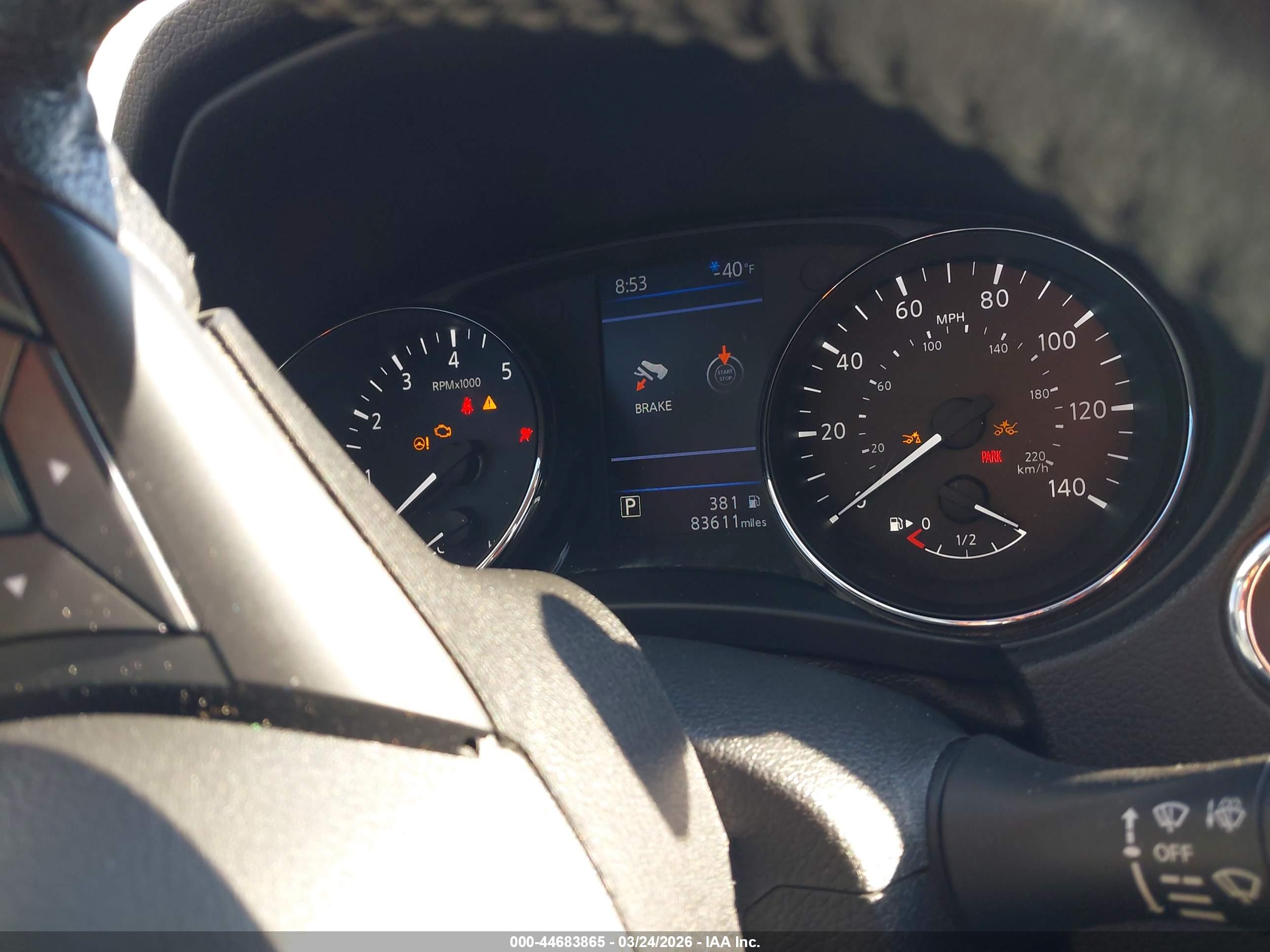 NISSAN ROGUE image 7