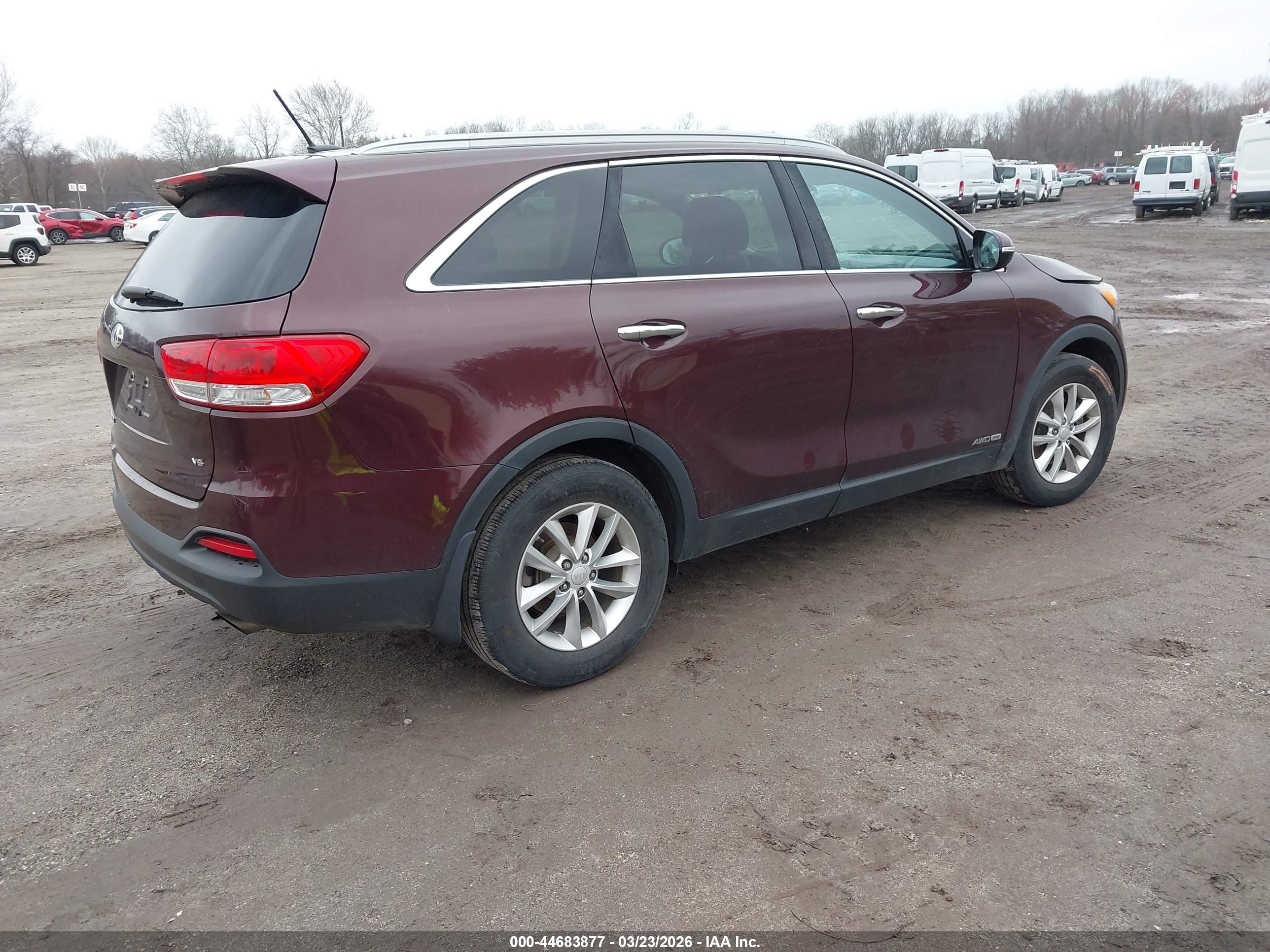 KIA SORENTO image 4