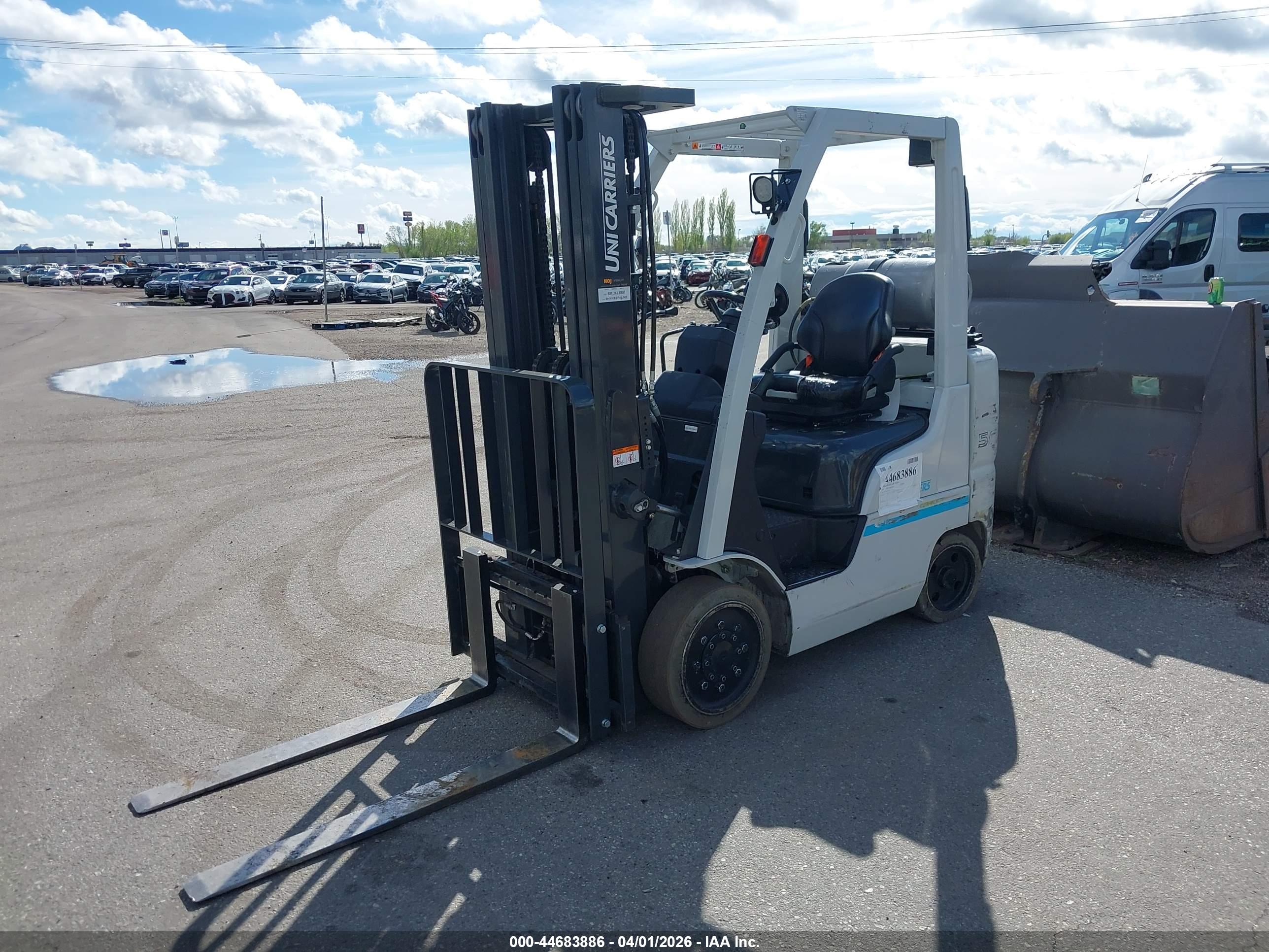UNICARRIERS FORKLIFT image 2