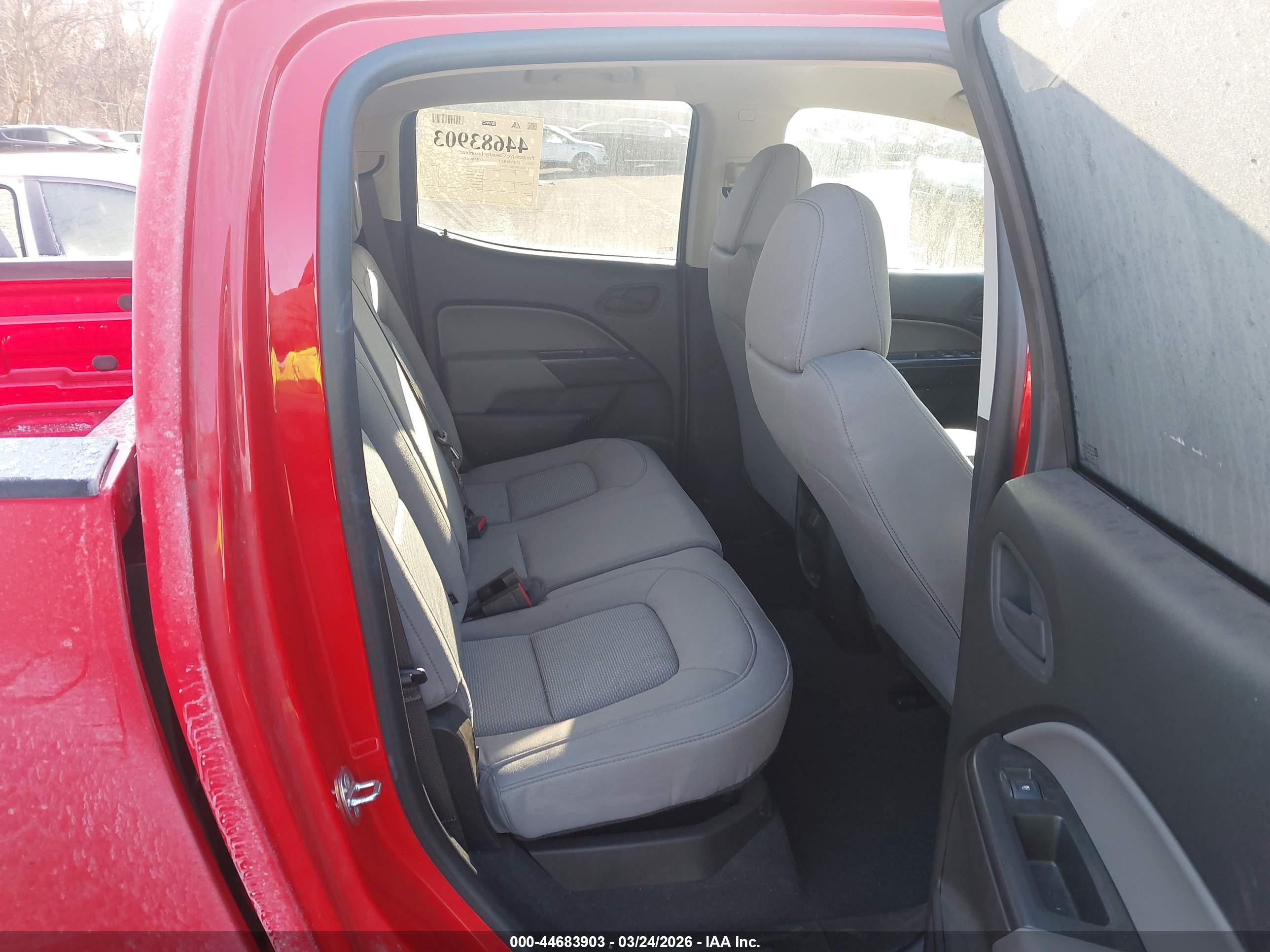 CHEVROLET COLORADO image 8