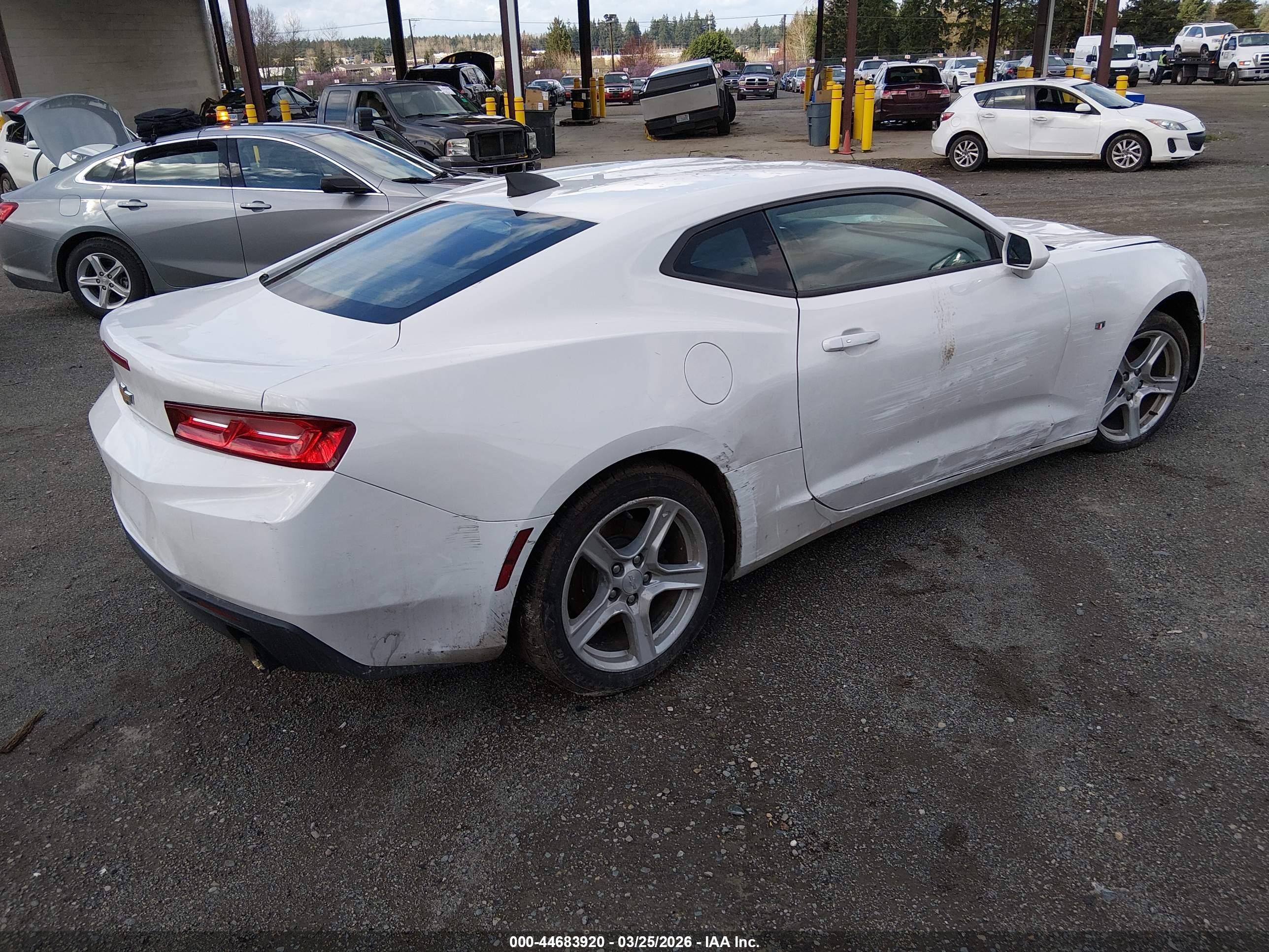 CHEVROLET CAMARO image 4