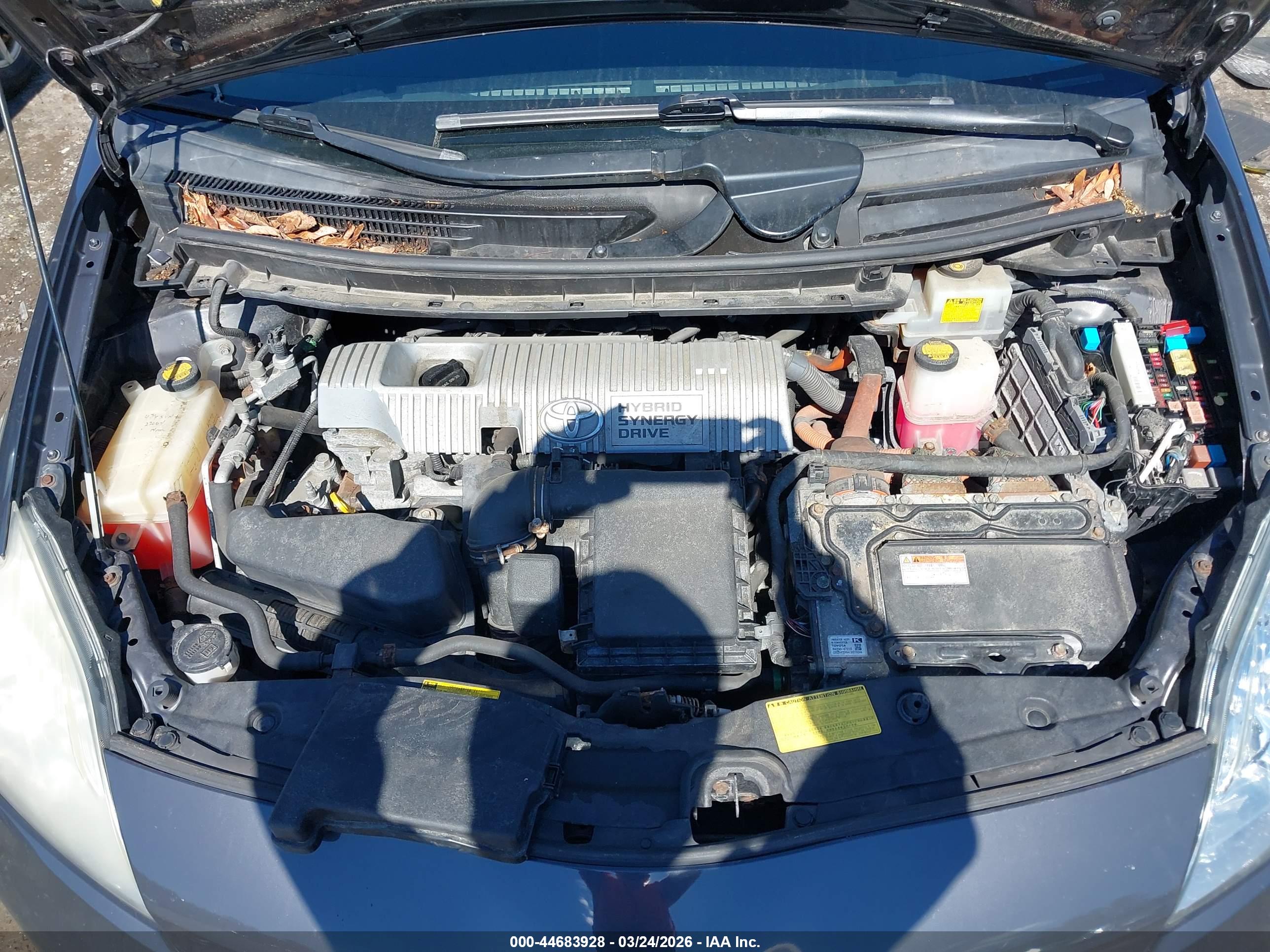 TOYOTA PRIUS image 10