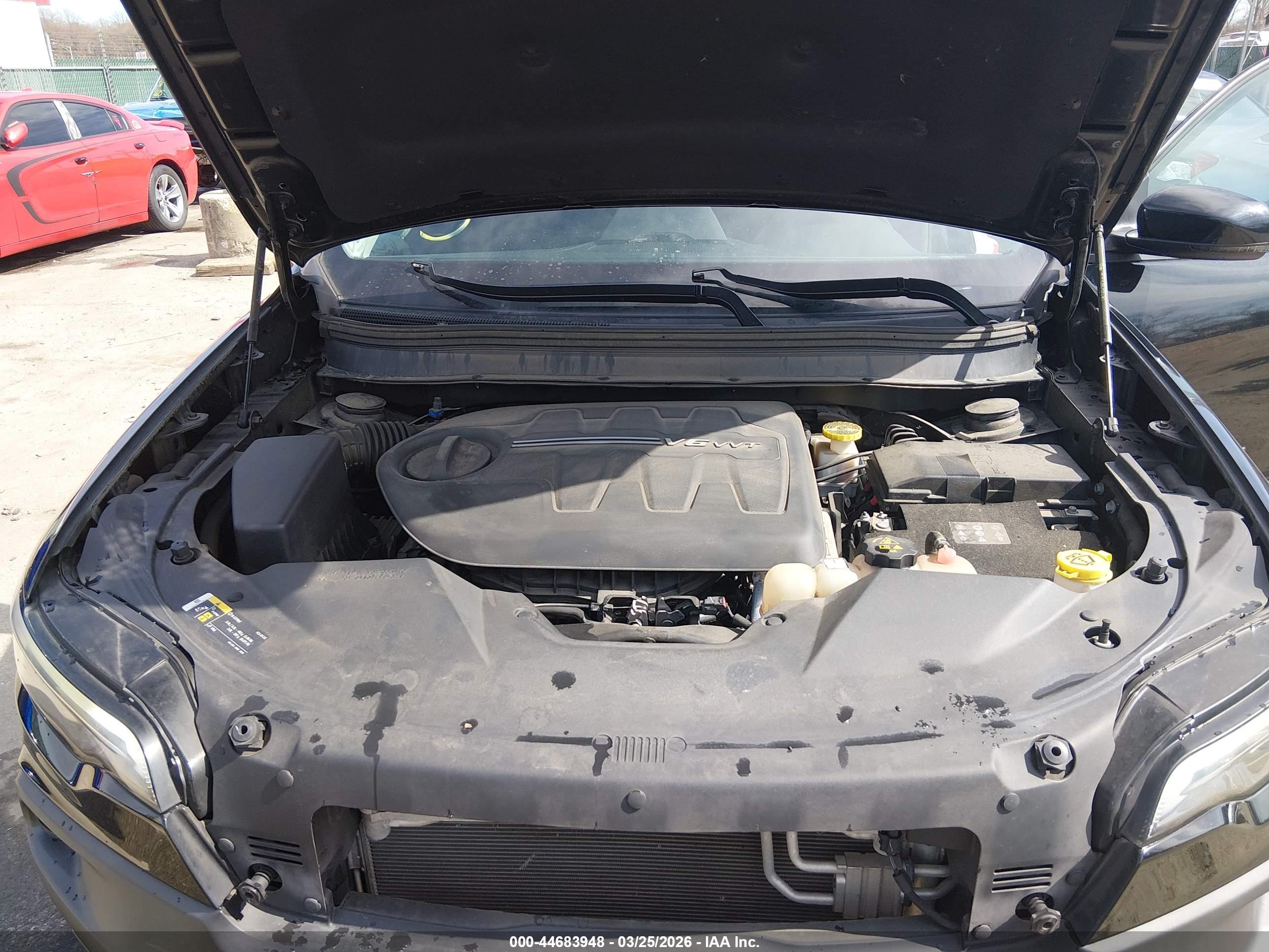 JEEP CHEROKEE image 10