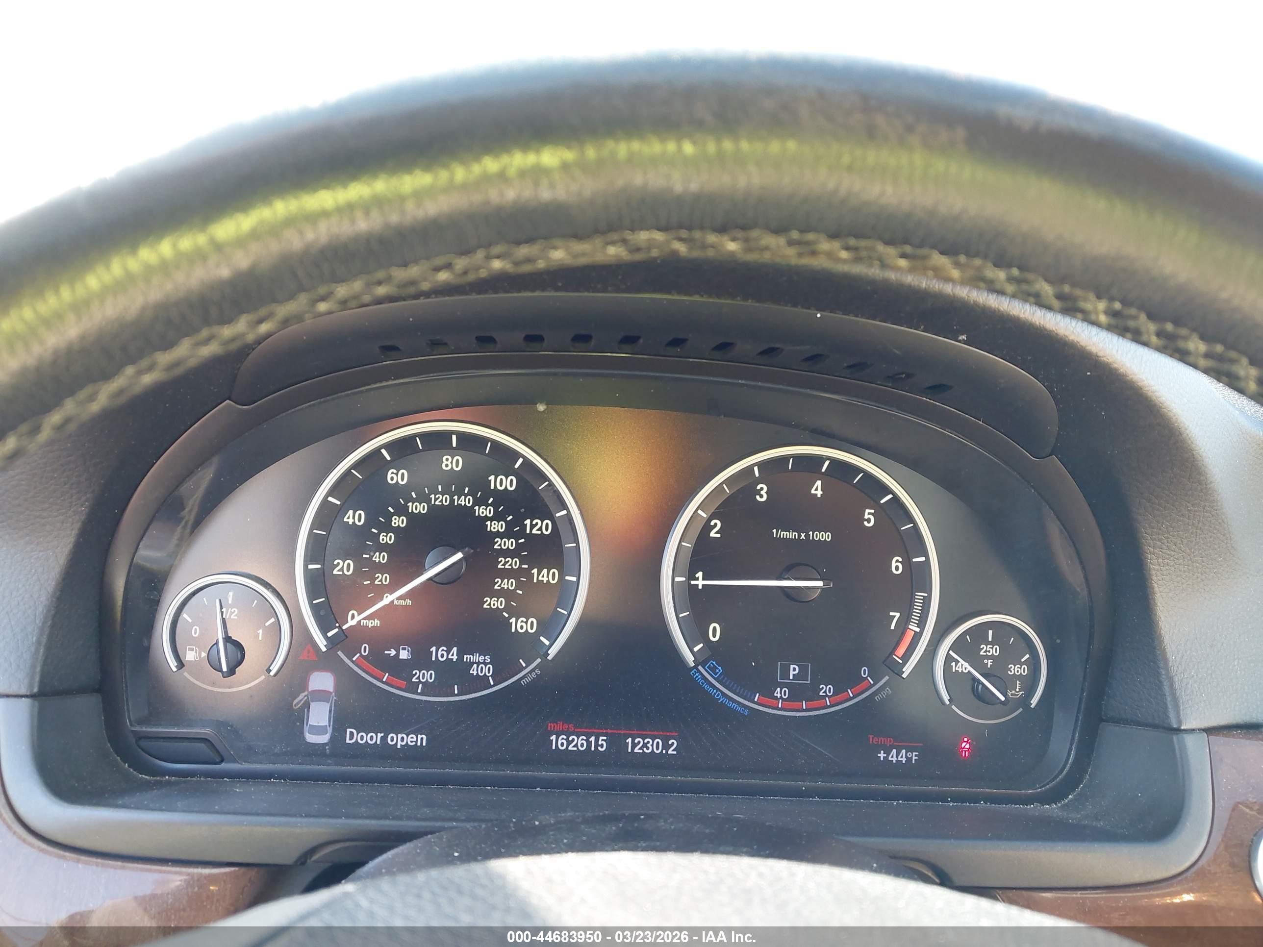BMW 535I image 7
